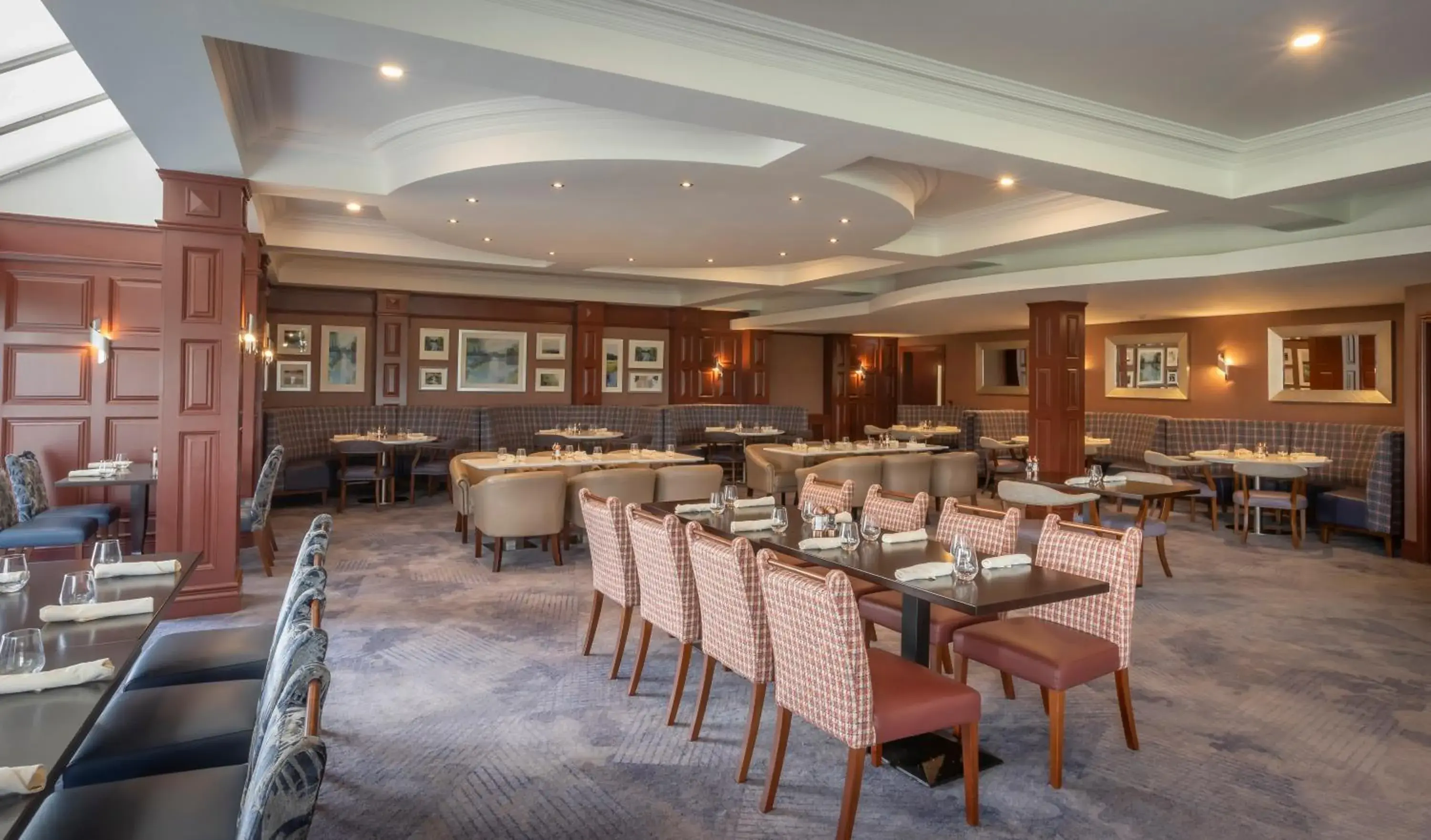 Restaurant/places to eat in Slieve Russell Hotel Restaurant/places to eat in Slieve Russell Hotel