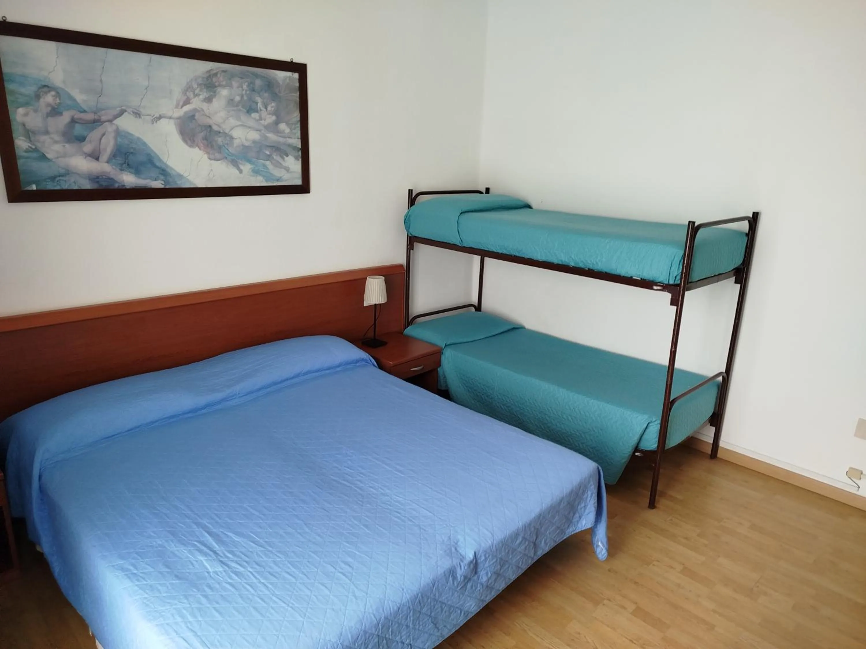 bunk bed, Bed in Hotel Silva Frontemare