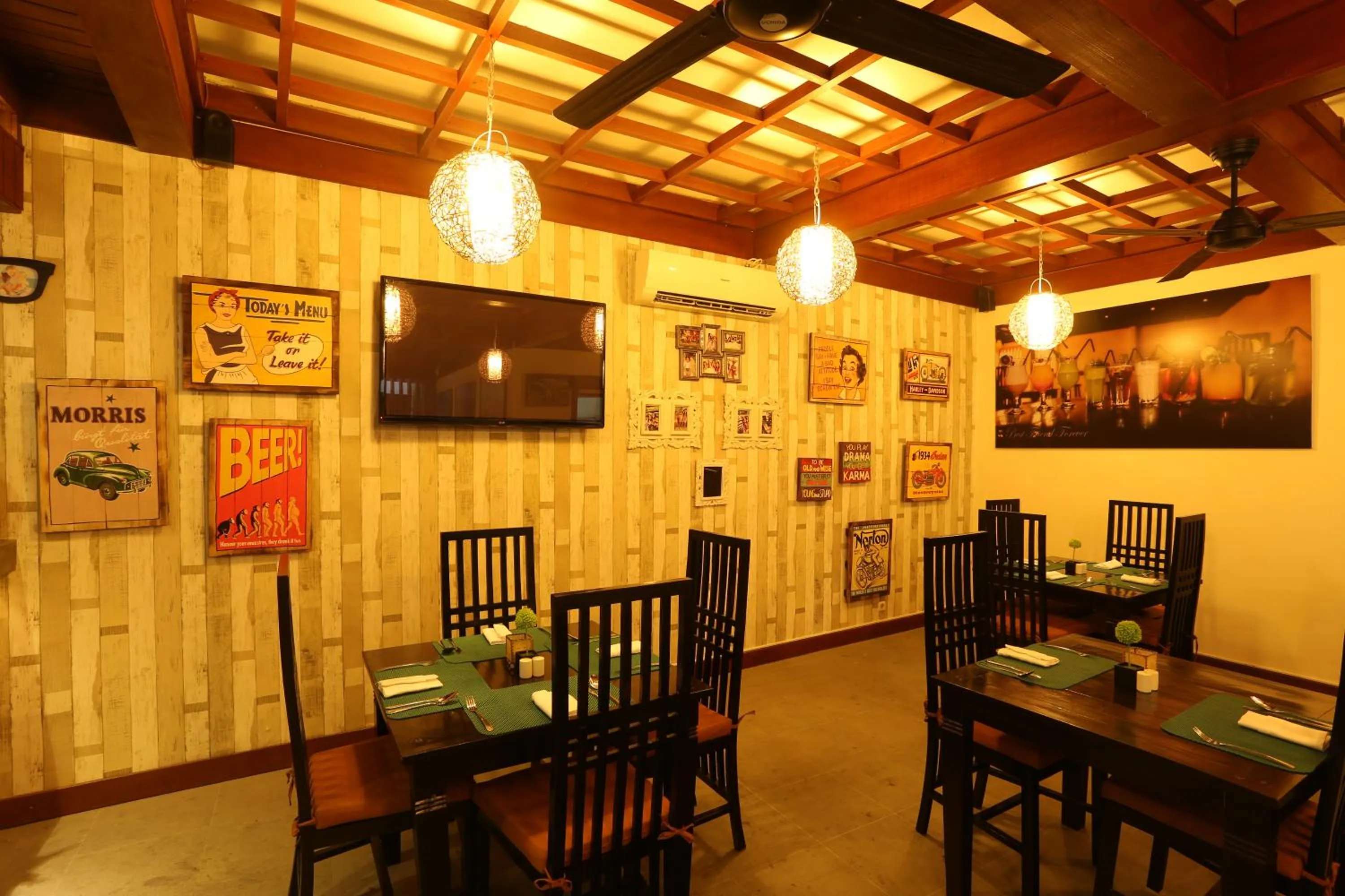 Restaurant/places to eat in The Jas Villas