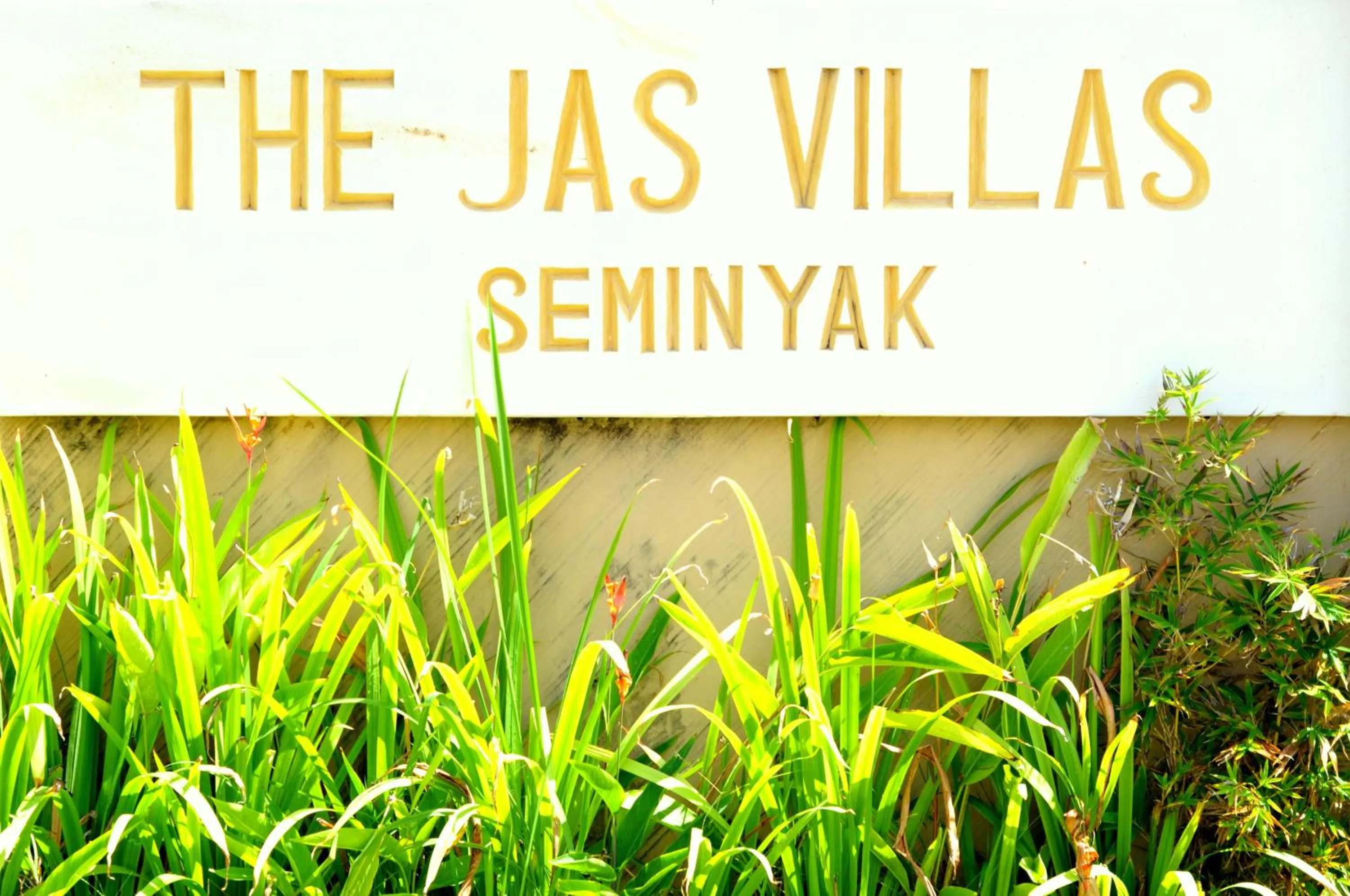 Facade/entrance in The Jas Villas