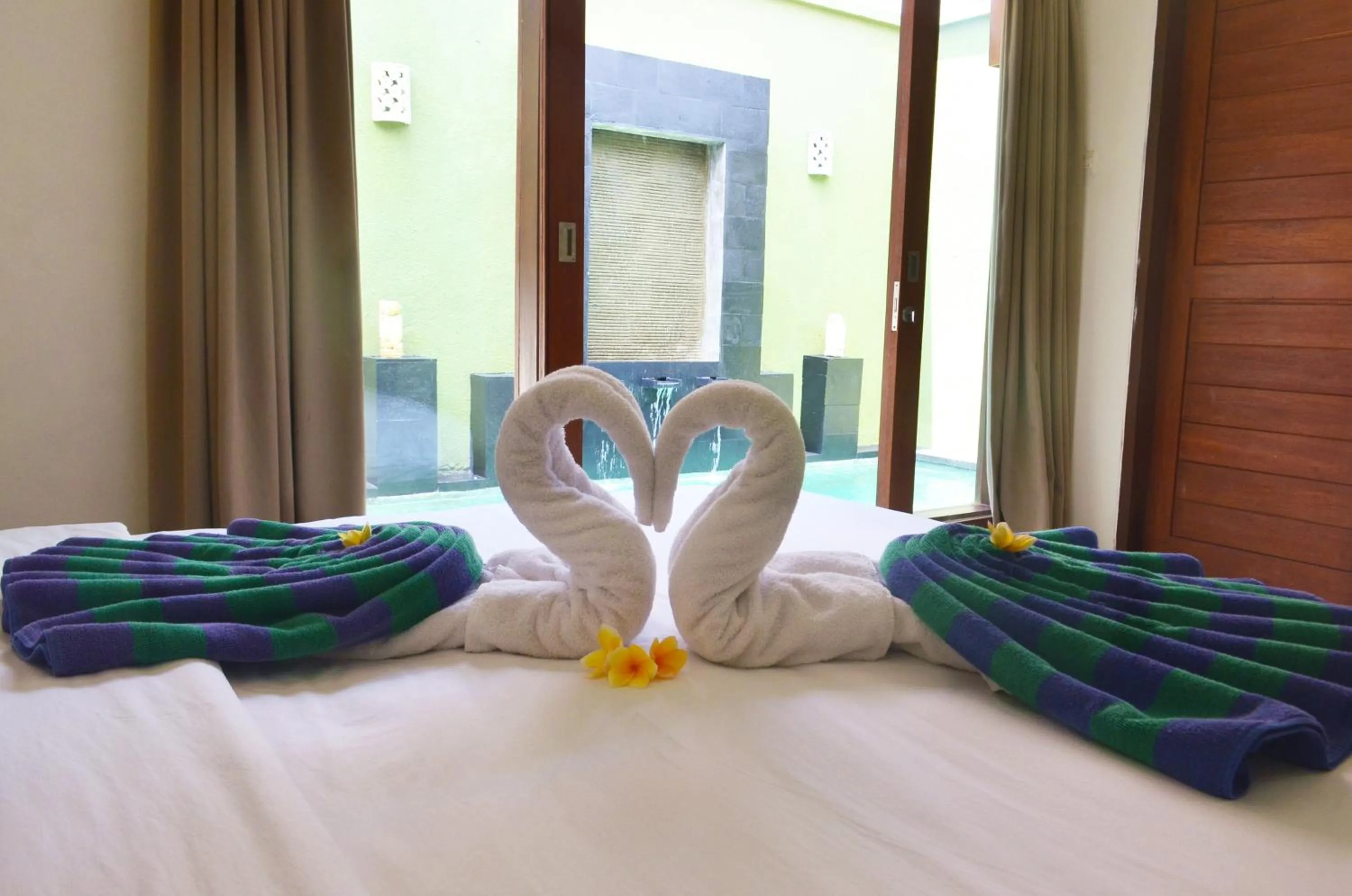 Bed in The Jas Villas