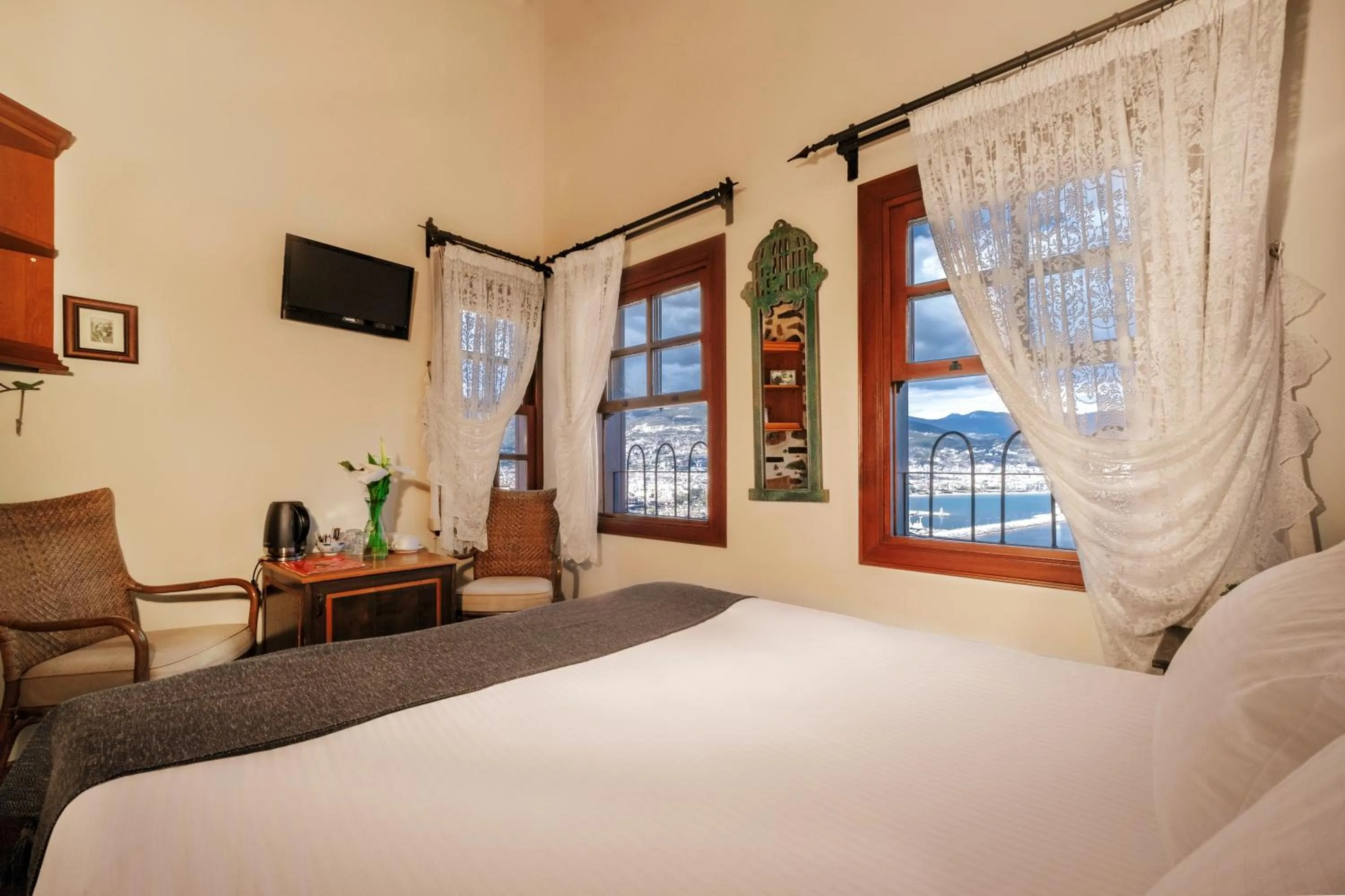 Photo of the whole room, Bed in Hotel Villa Turka