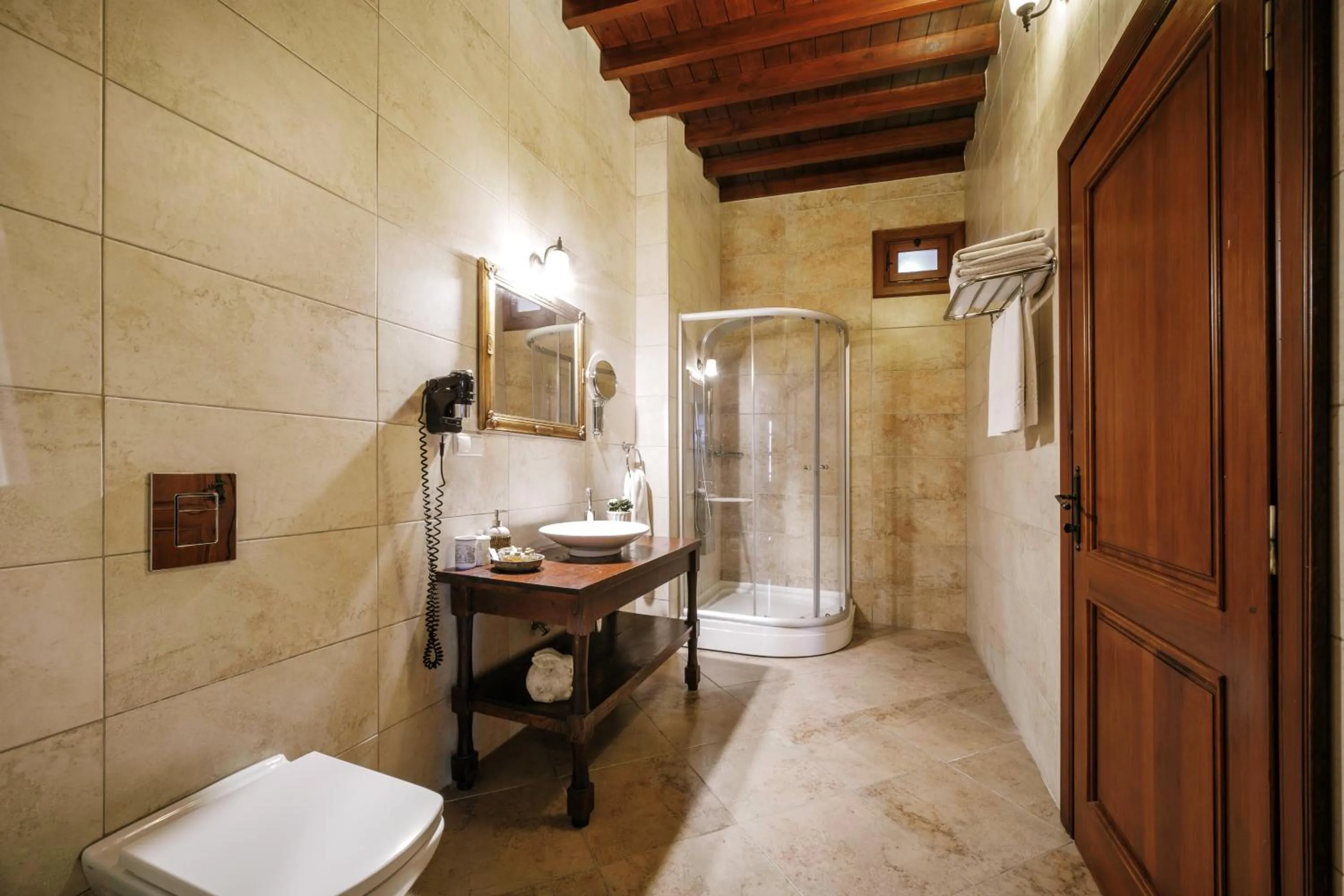 Bathroom in Hotel Villa Turka