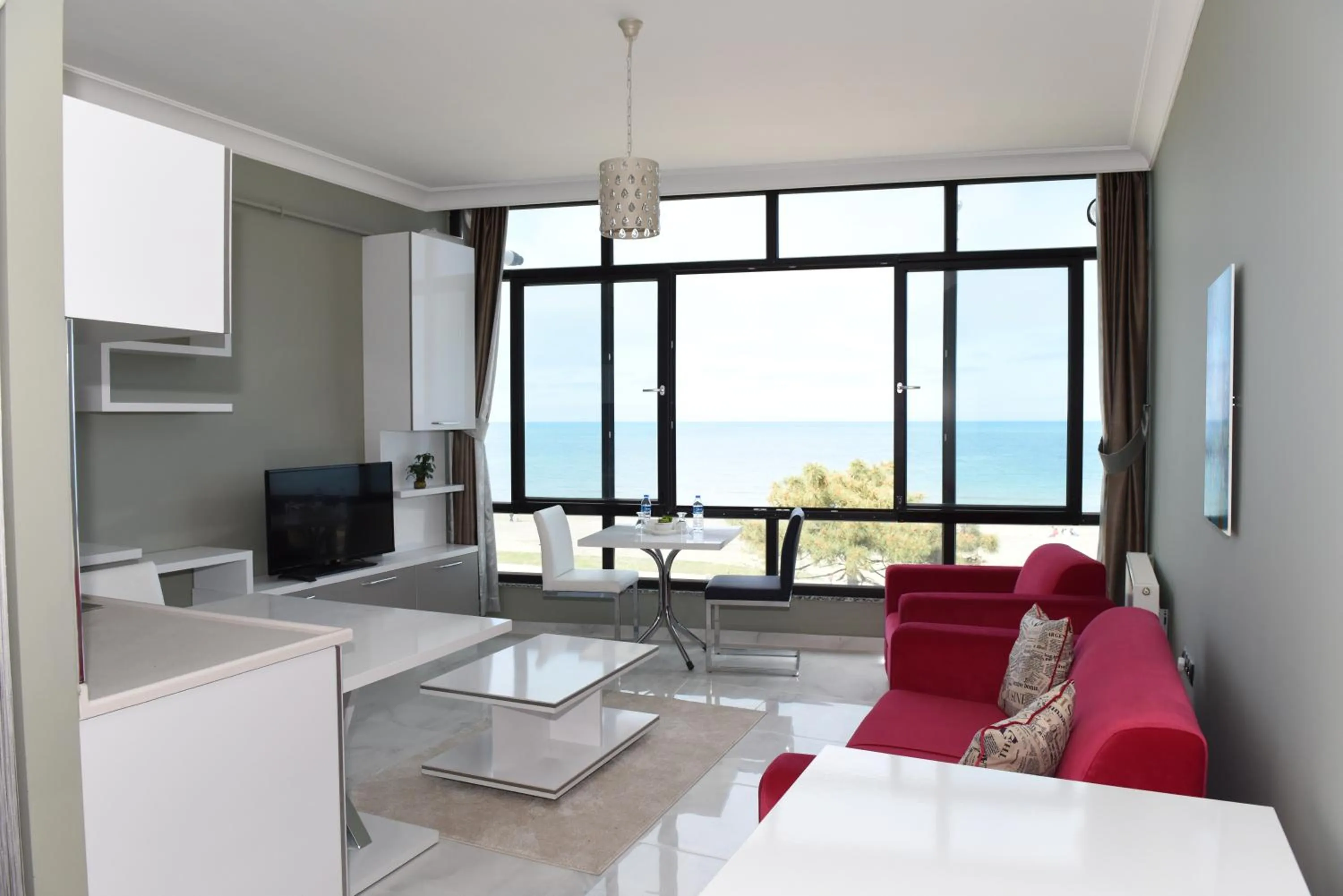 Restaurant/places to eat in Güzel Yalı Evleri Residence &Apart Hotel