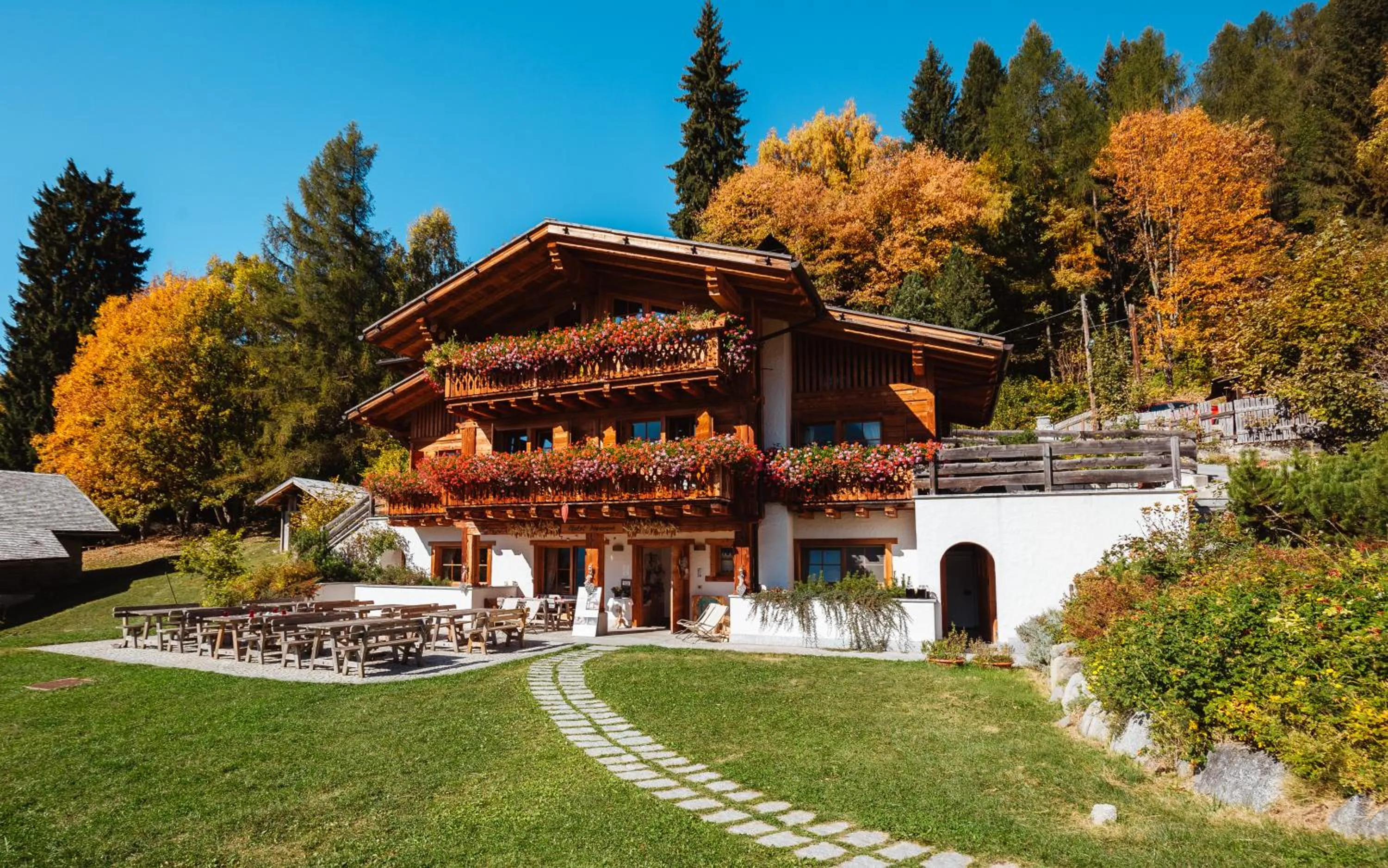 Property building in Fogajard Lovely Chalet