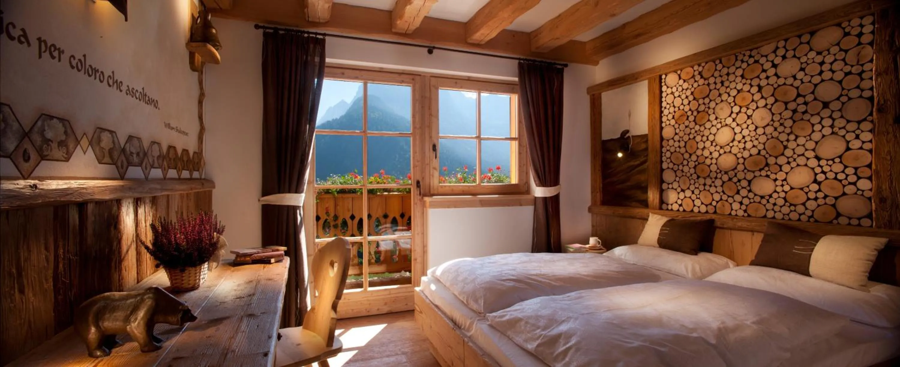 Decorative detail, Bed in Fogajard Lovely Chalet