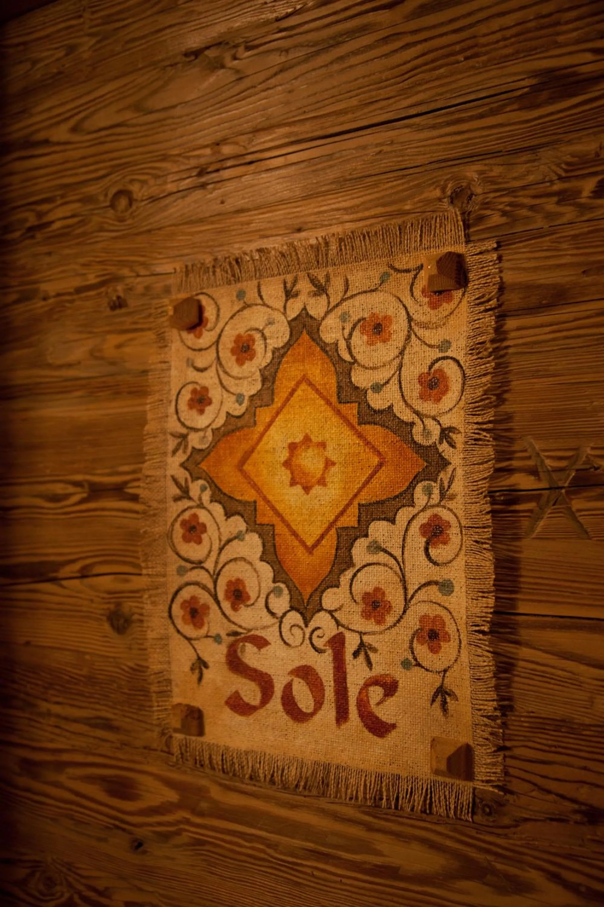 Decorative detail in Fogajard Lovely Chalet