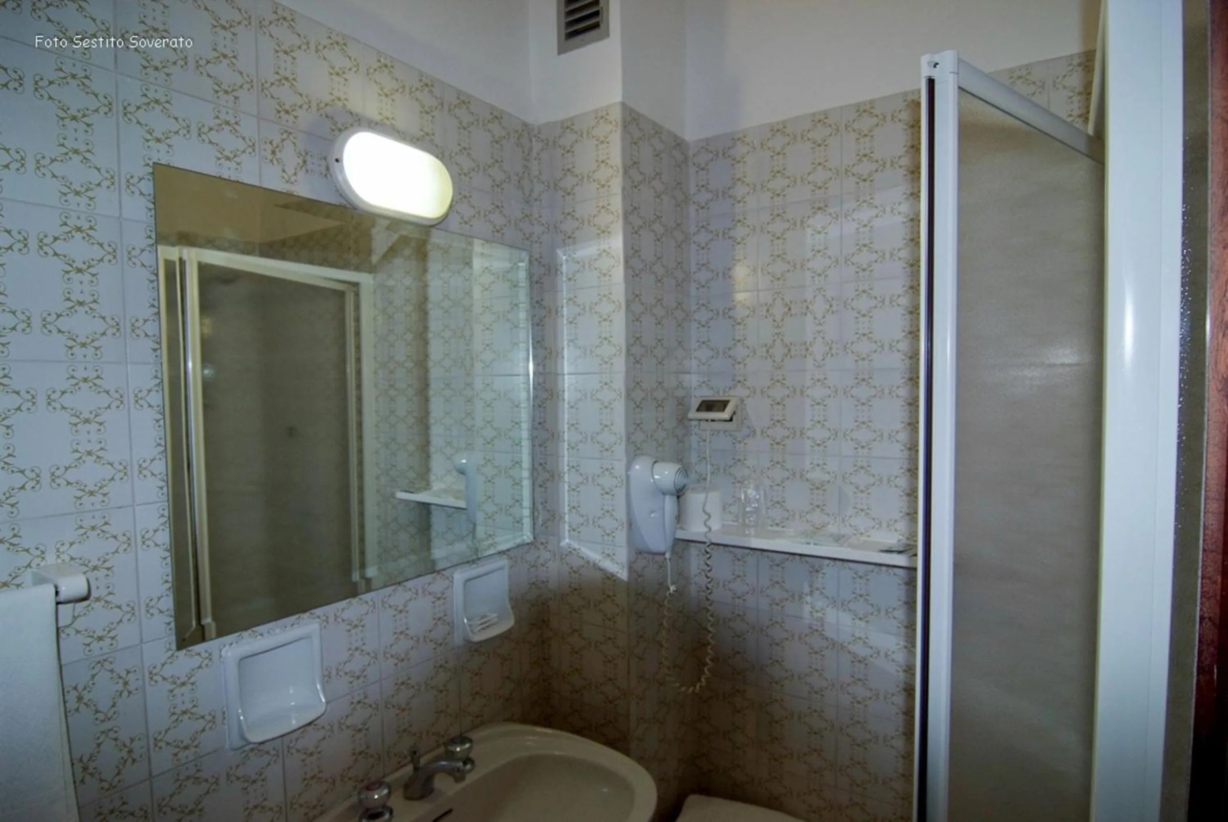 Shower in Hotel Gli Ulivi