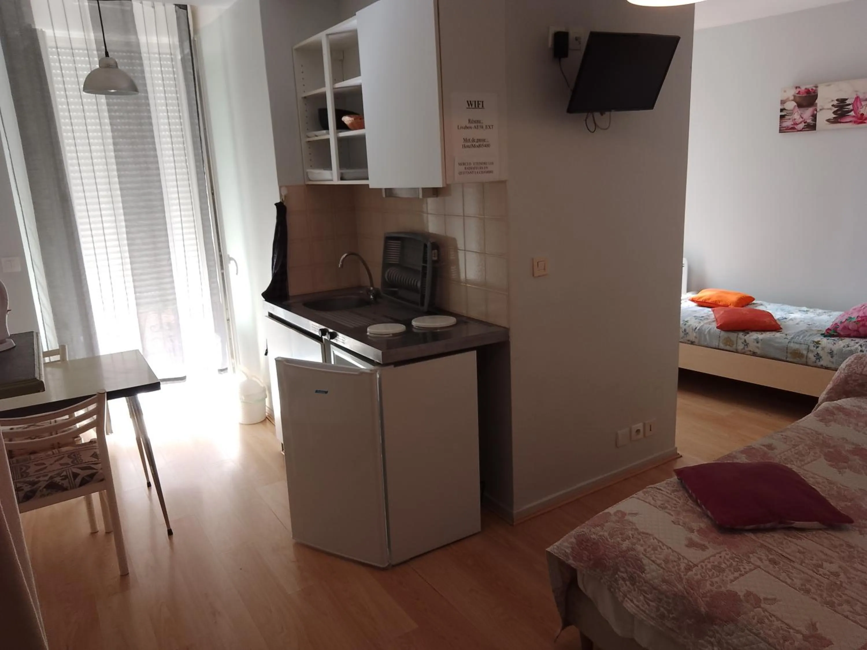 Bed in LE MODERNE VEYNES - Location d'appartements à la nuitée