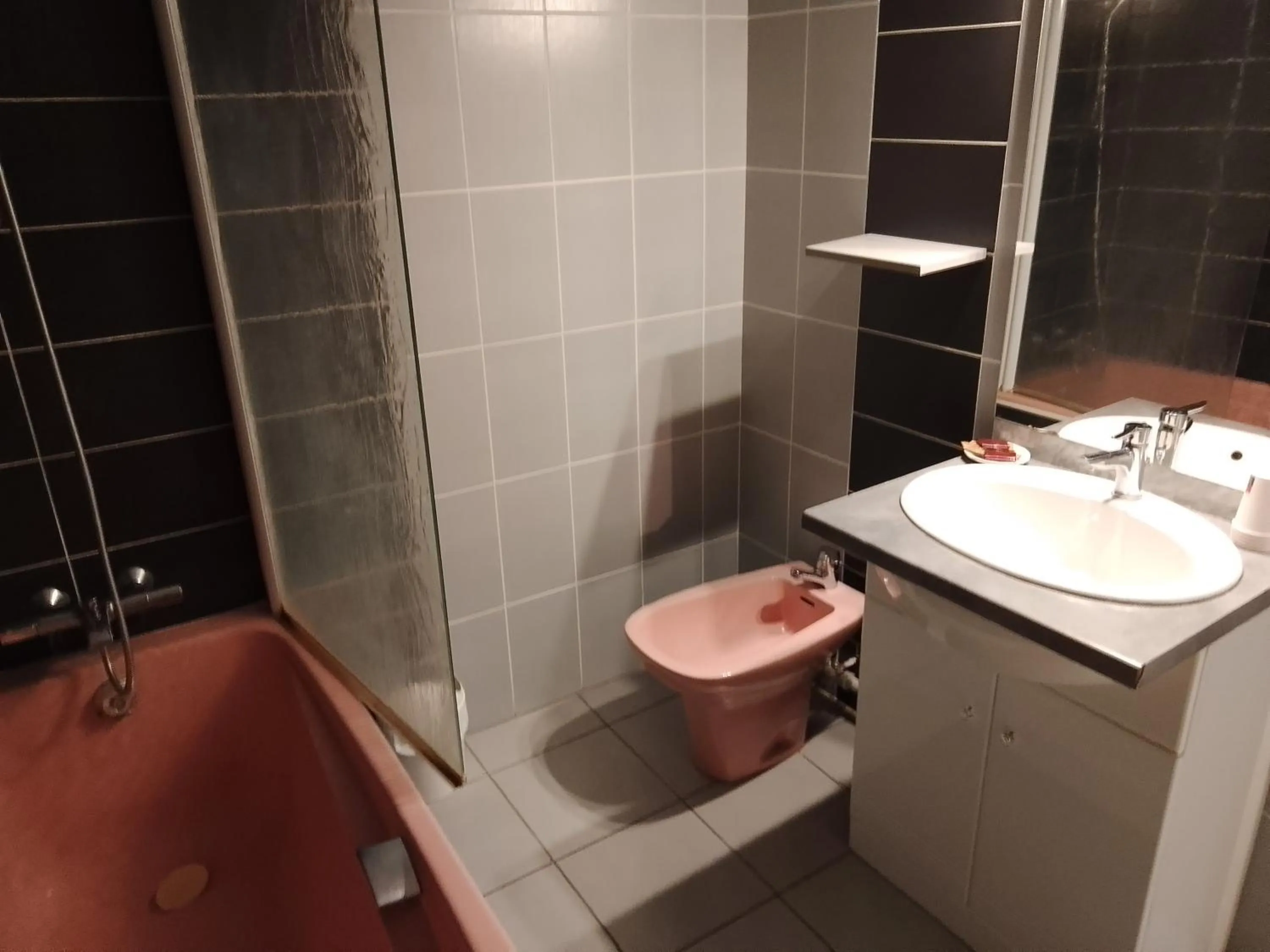 LE MODERNE VEYNES - Location d'appartements à la nuitée