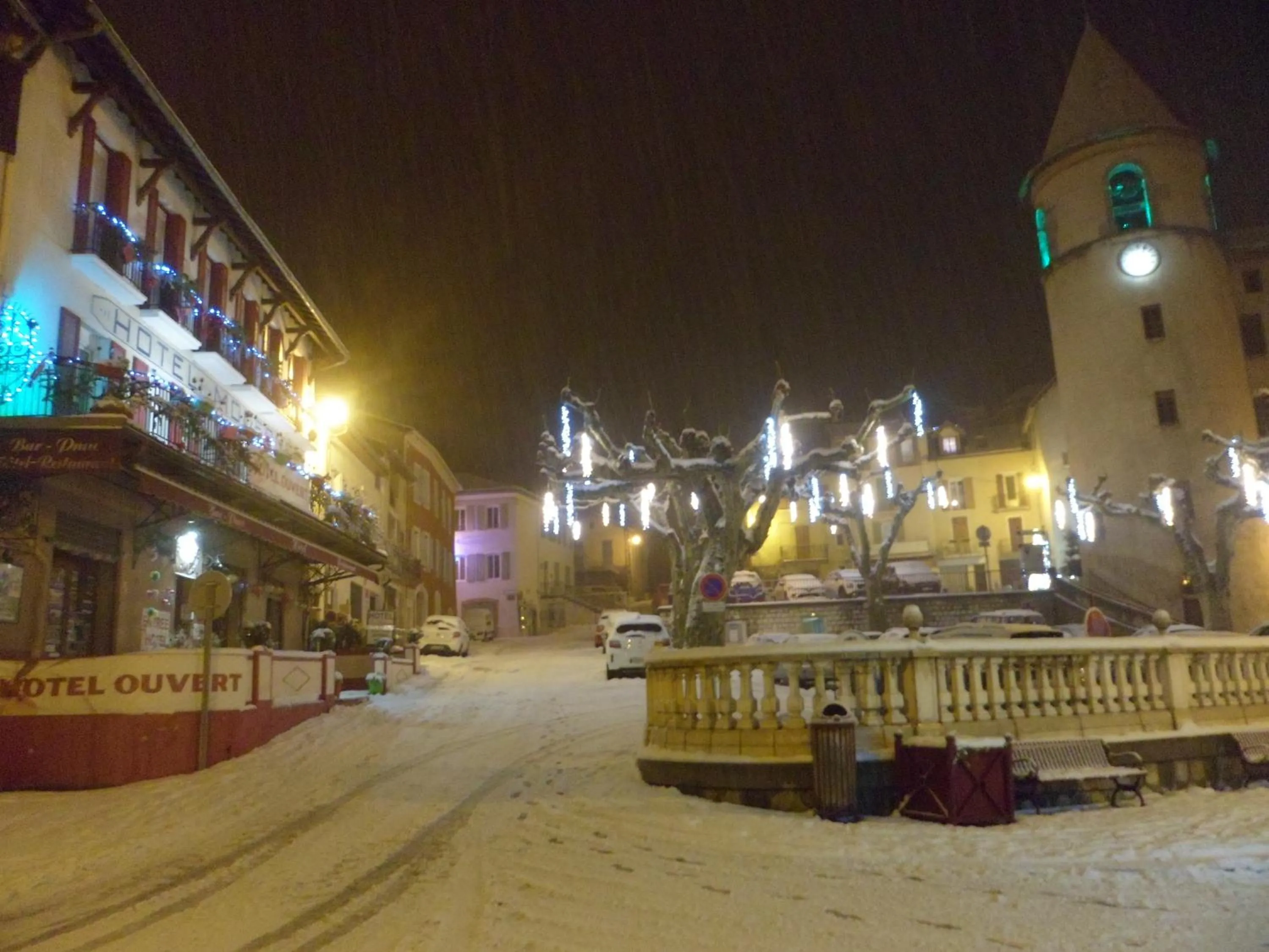 LE MODERNE VEYNES - Location d'appartements à la nuitée