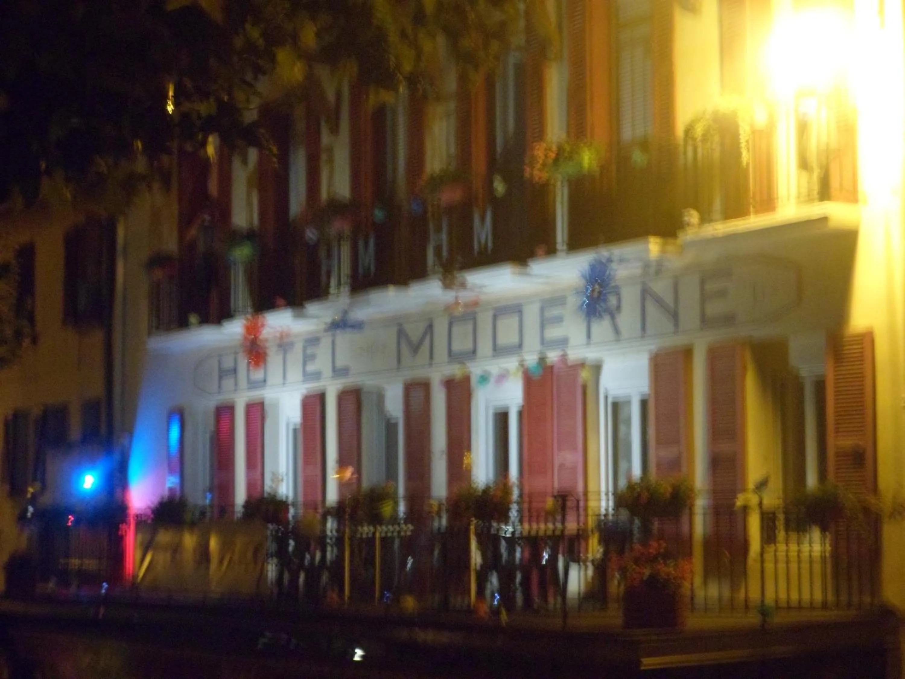 LE MODERNE VEYNES - Location d'appartements à la nuitée