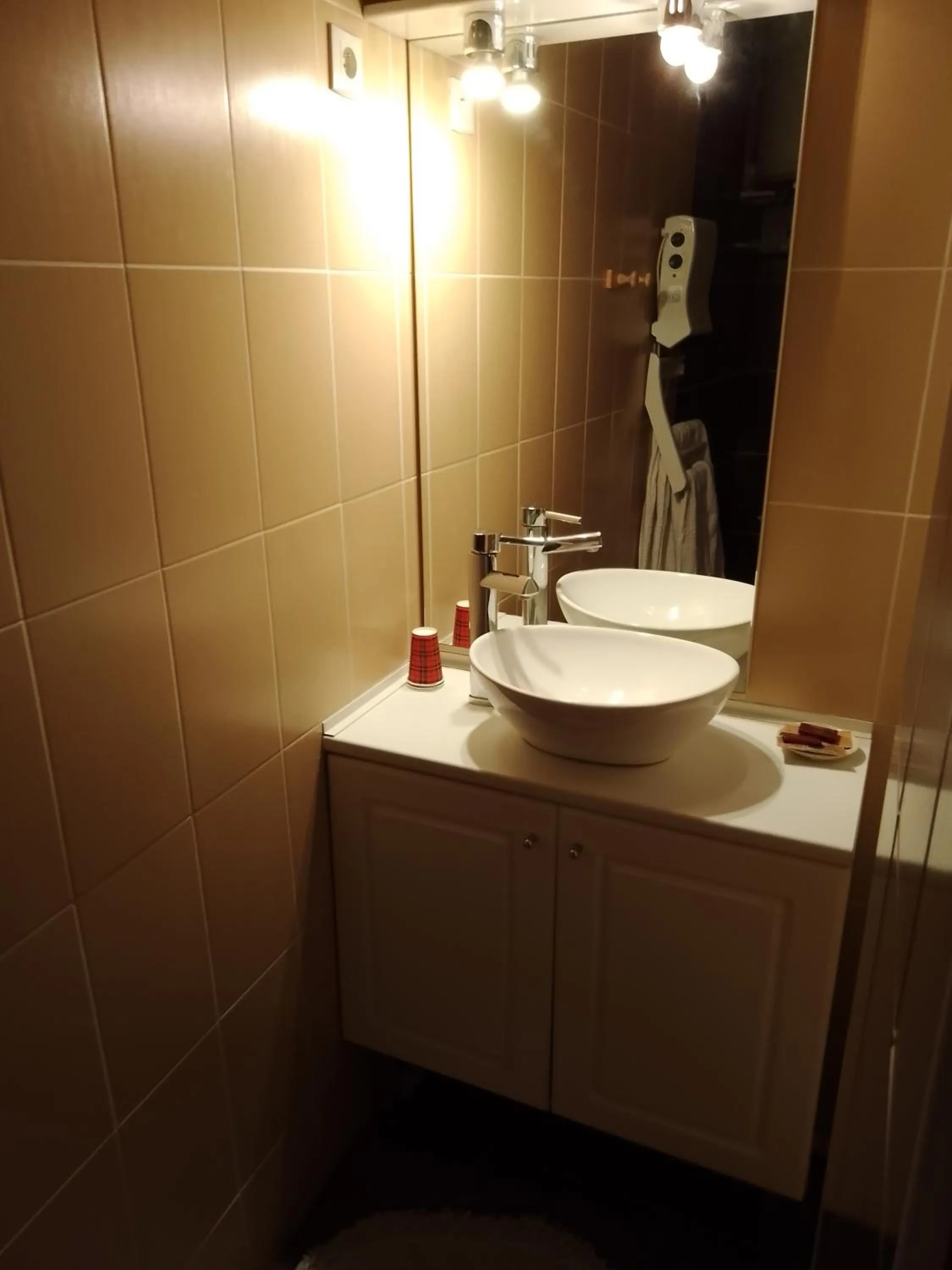 LE MODERNE VEYNES - Location d'appartements à la nuitée