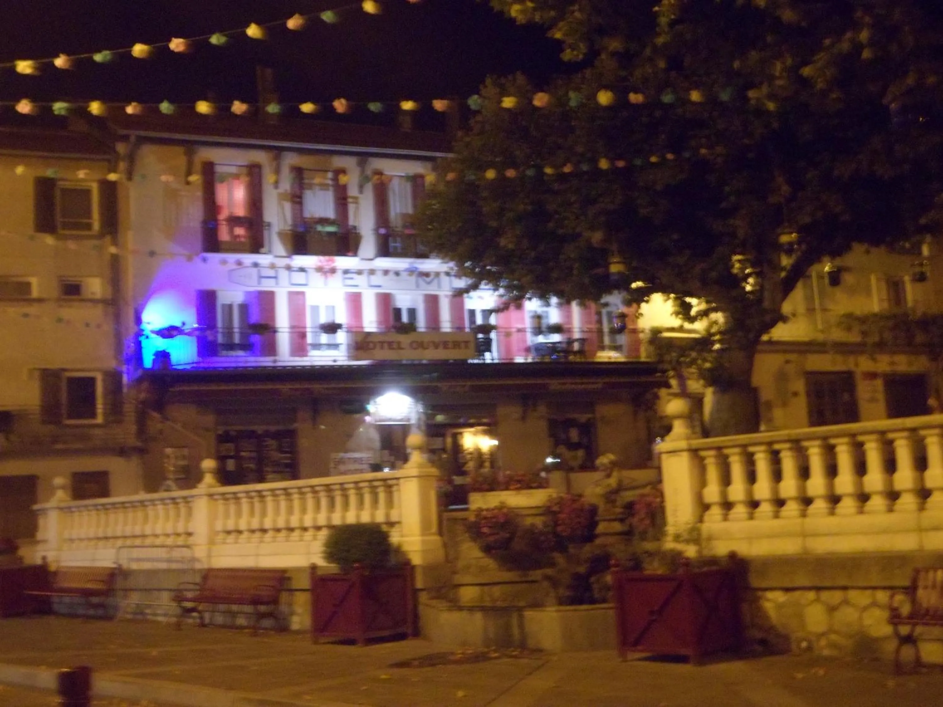 LE MODERNE VEYNES - Location d'appartements à la nuitée