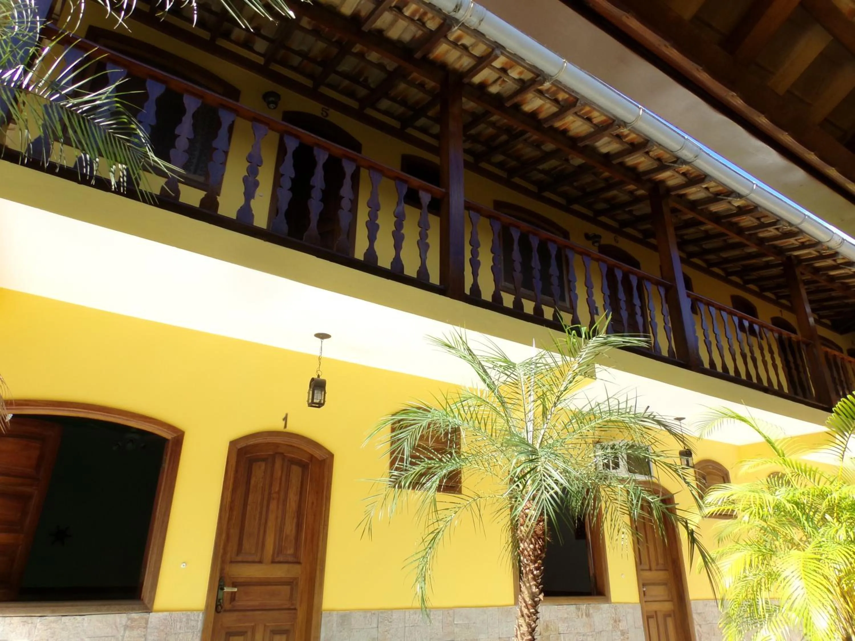 Property building in Pousada Parque Imperial no centro de Paraty