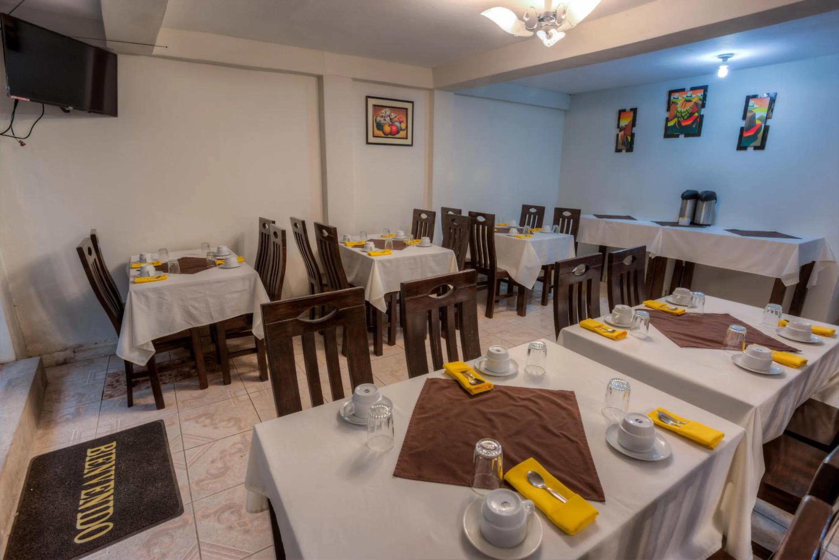 Dining area in Machupicchu Guest House