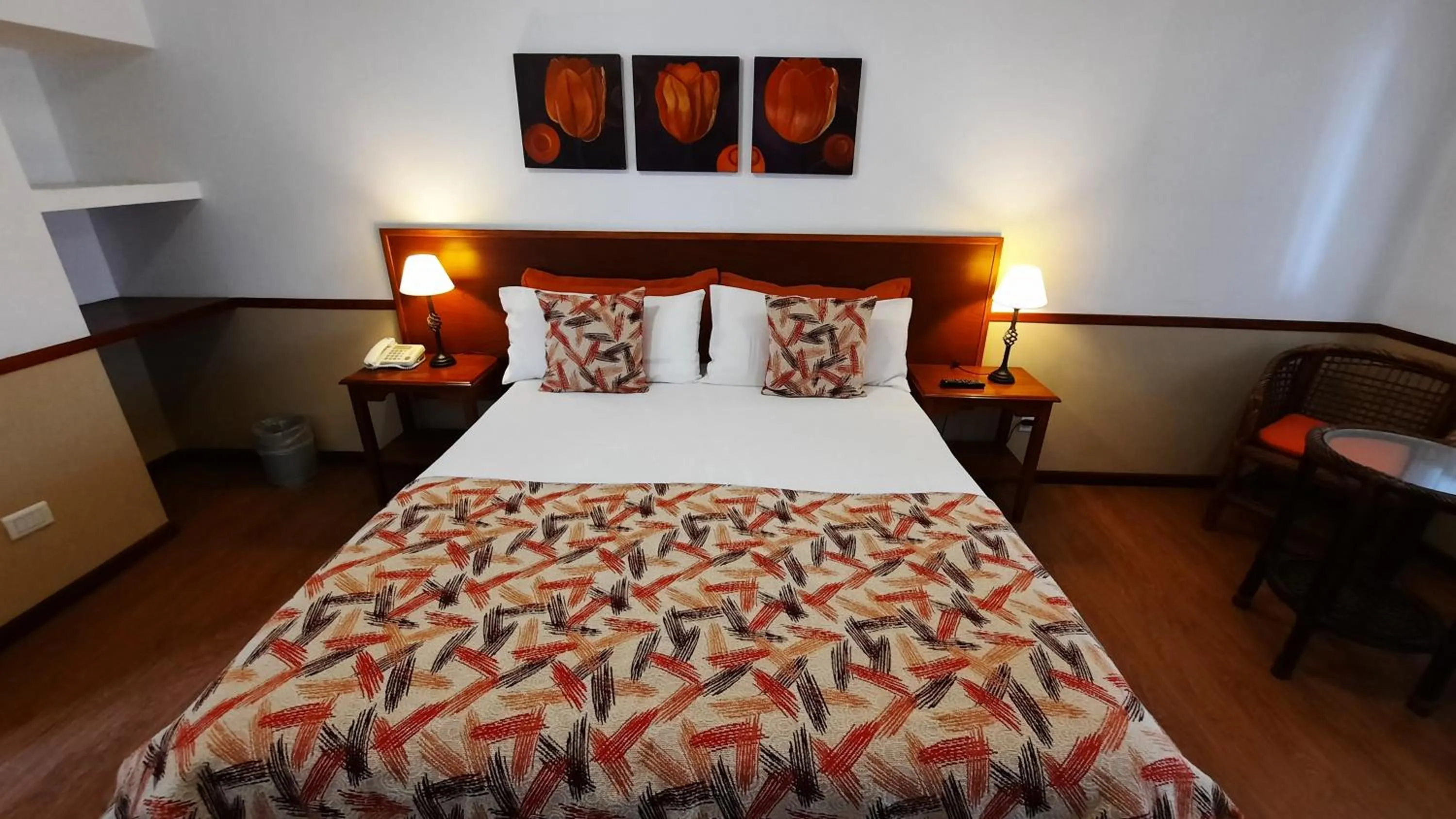 Photo of the whole room, Bed in Hotel Austral Ushuaia