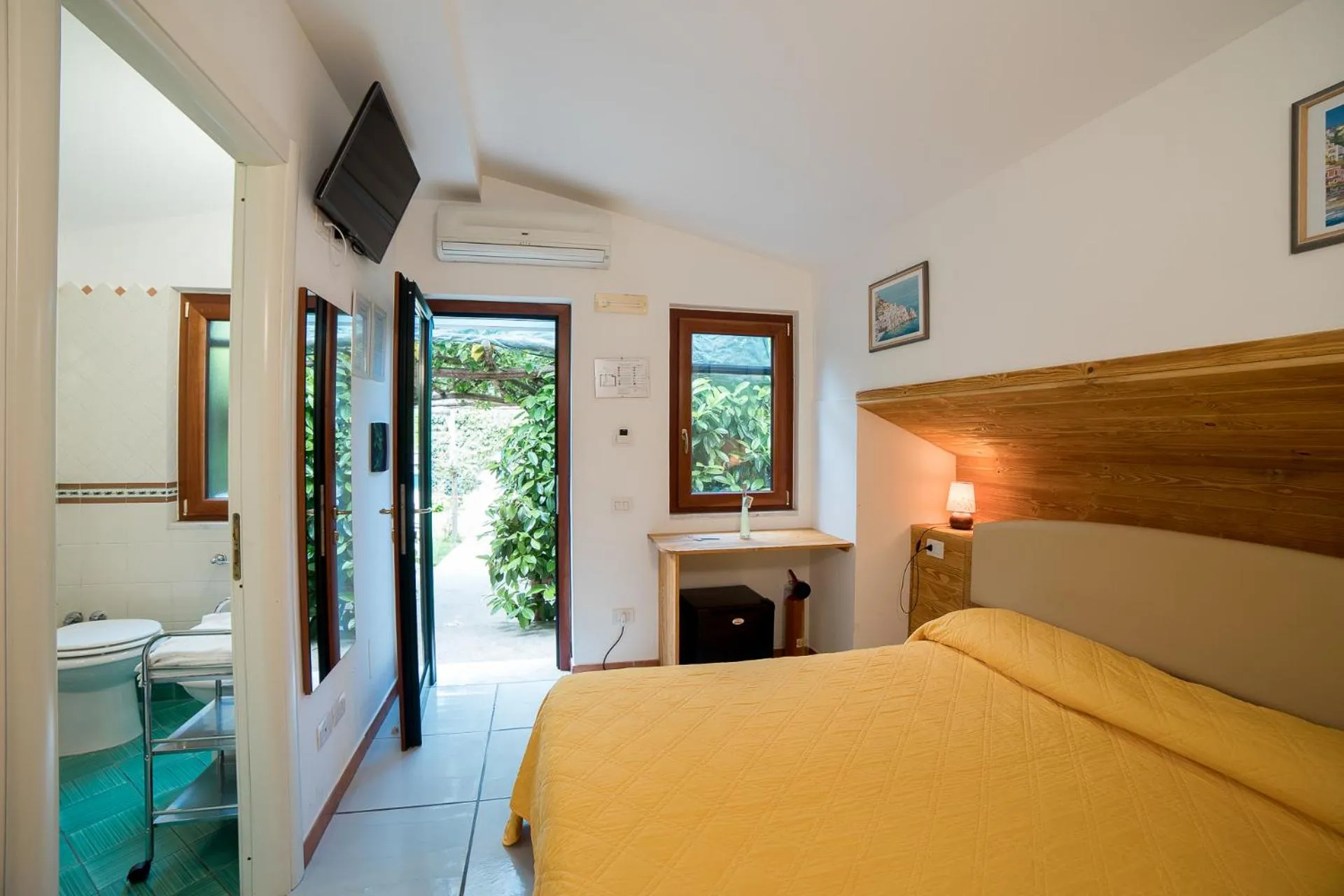 Bedroom, Bed in Il Roseto B&B