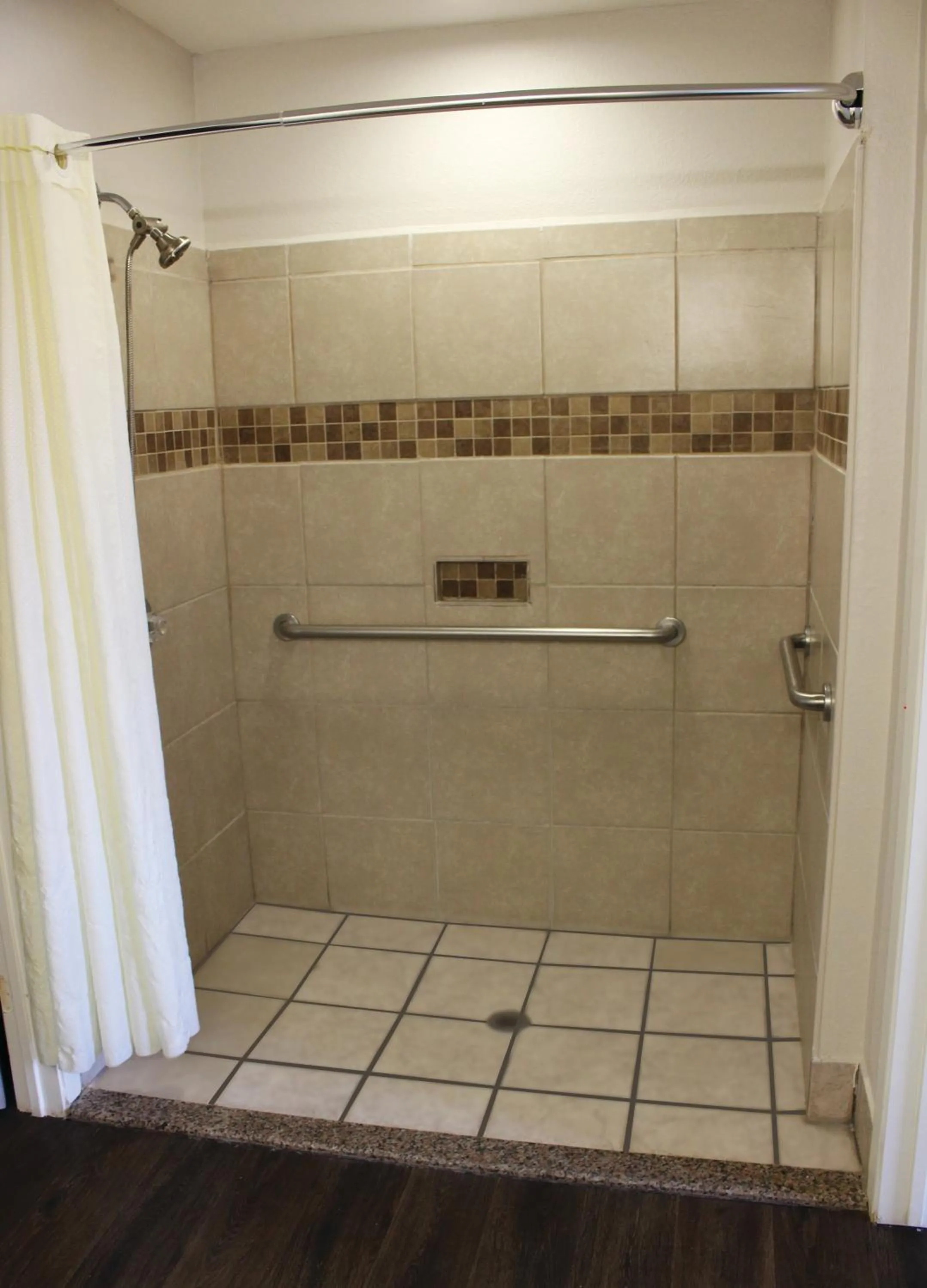 Shower in Baymont by Wyndham Del Rio