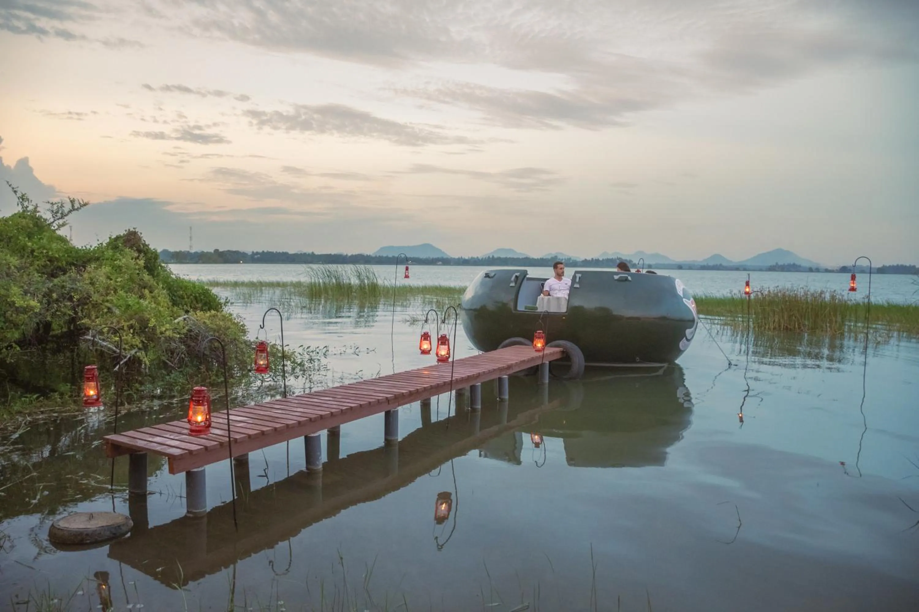 Restaurant/places to eat in Flameback Eco Lodge