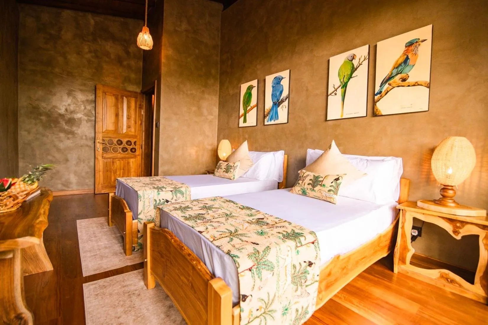 Bedroom, Bed in Flameback Eco Lodge