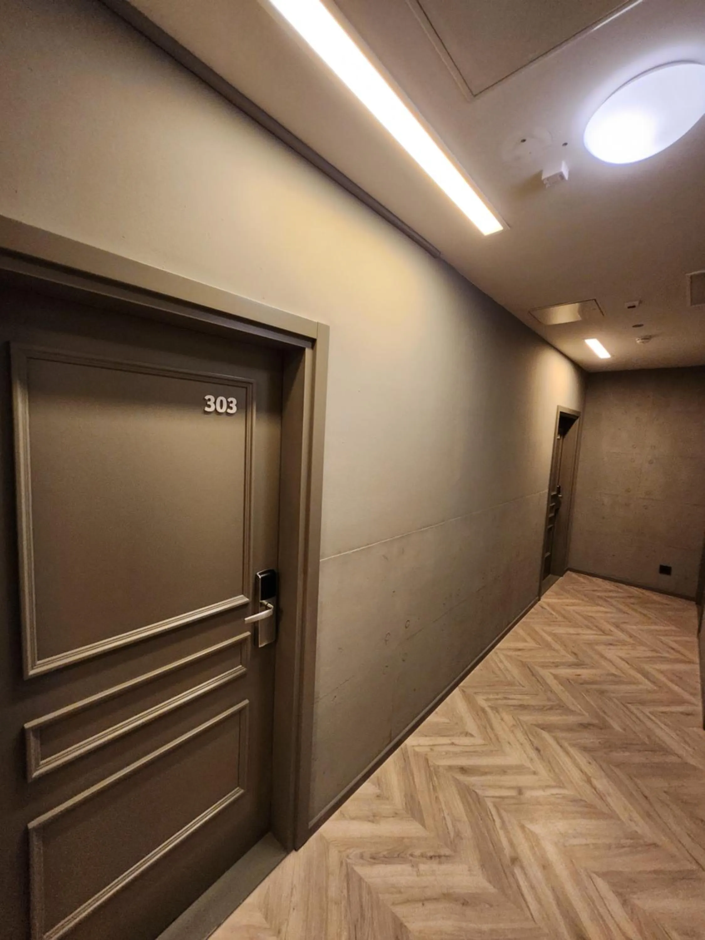 Property building in Hotel Amfiteatar