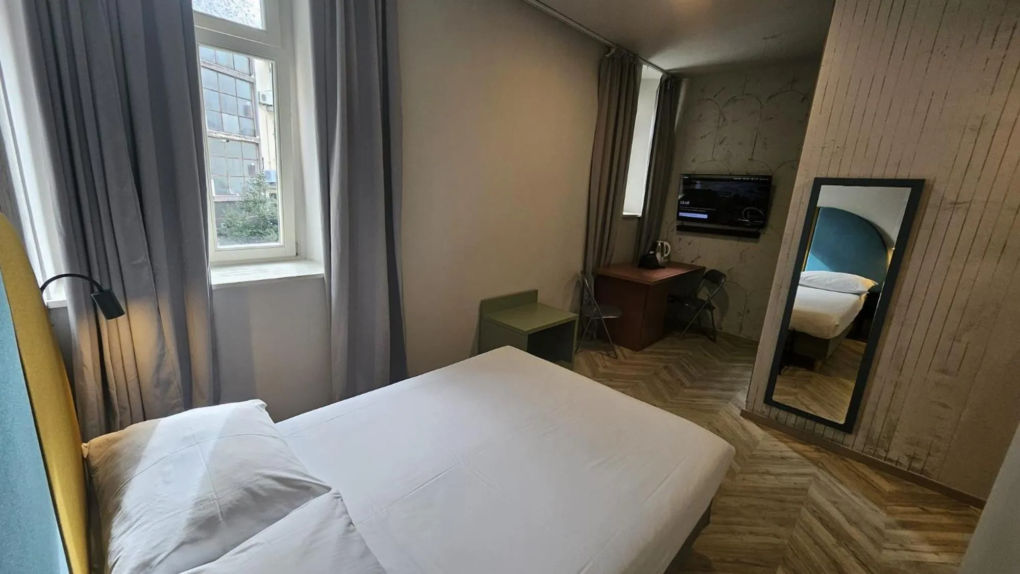 Bed in Hotel Amfiteatar