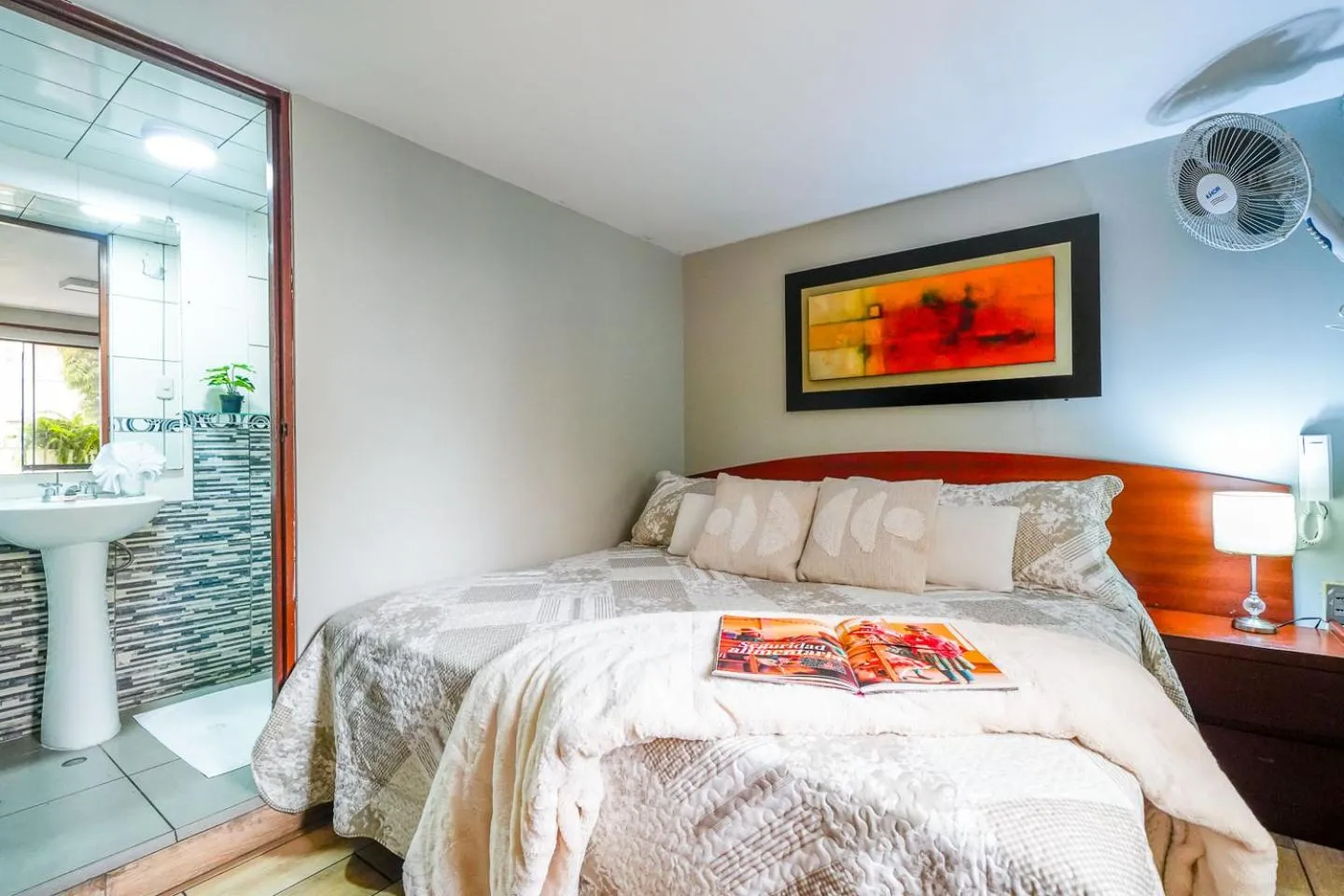 Bed in Imperial Inn Hospedaje Turistico