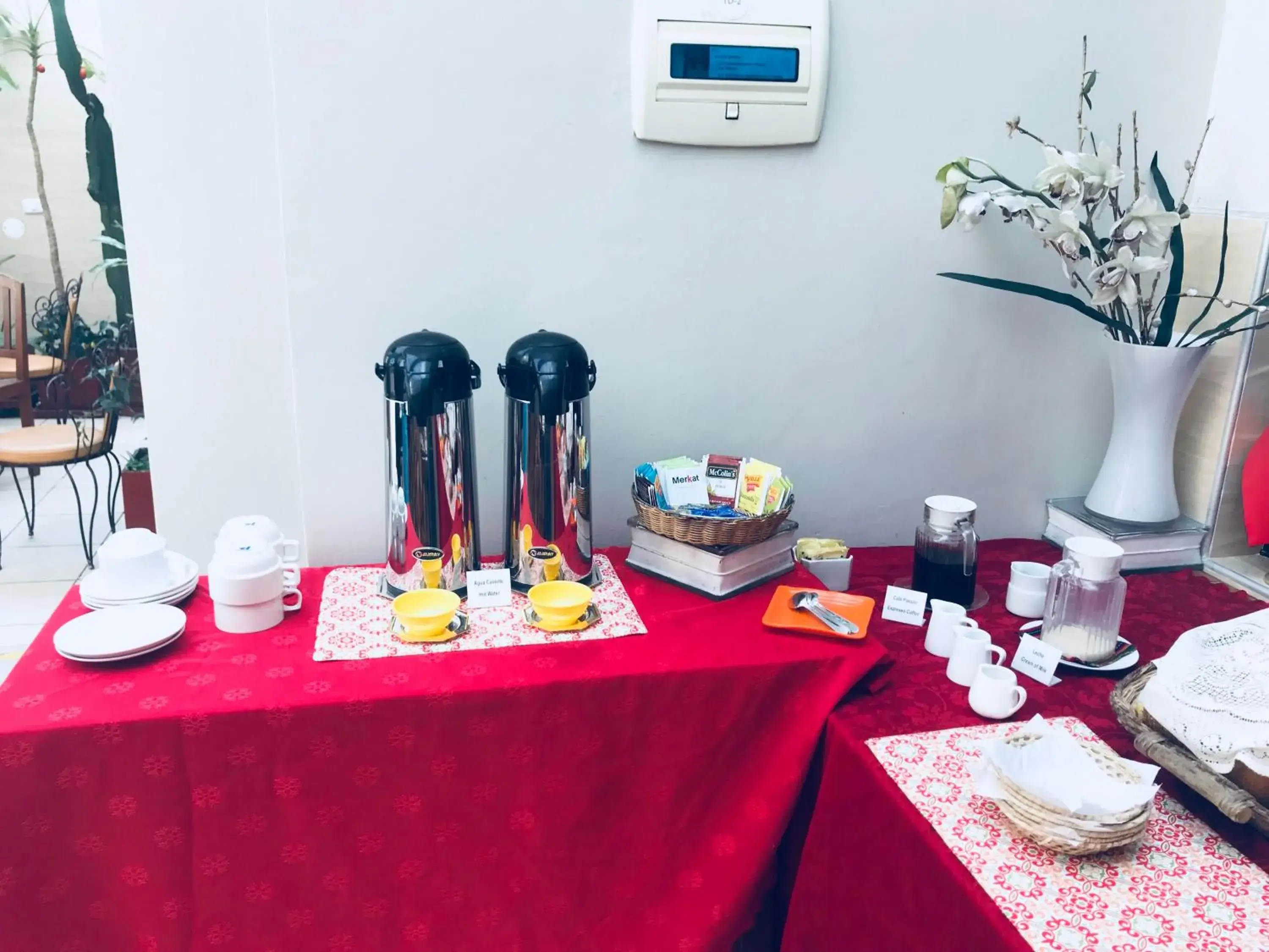 Buffet breakfast in Imperial Inn Hospedaje Turistico Buffet breakfast in Imperial Inn Hospedaje Turistico