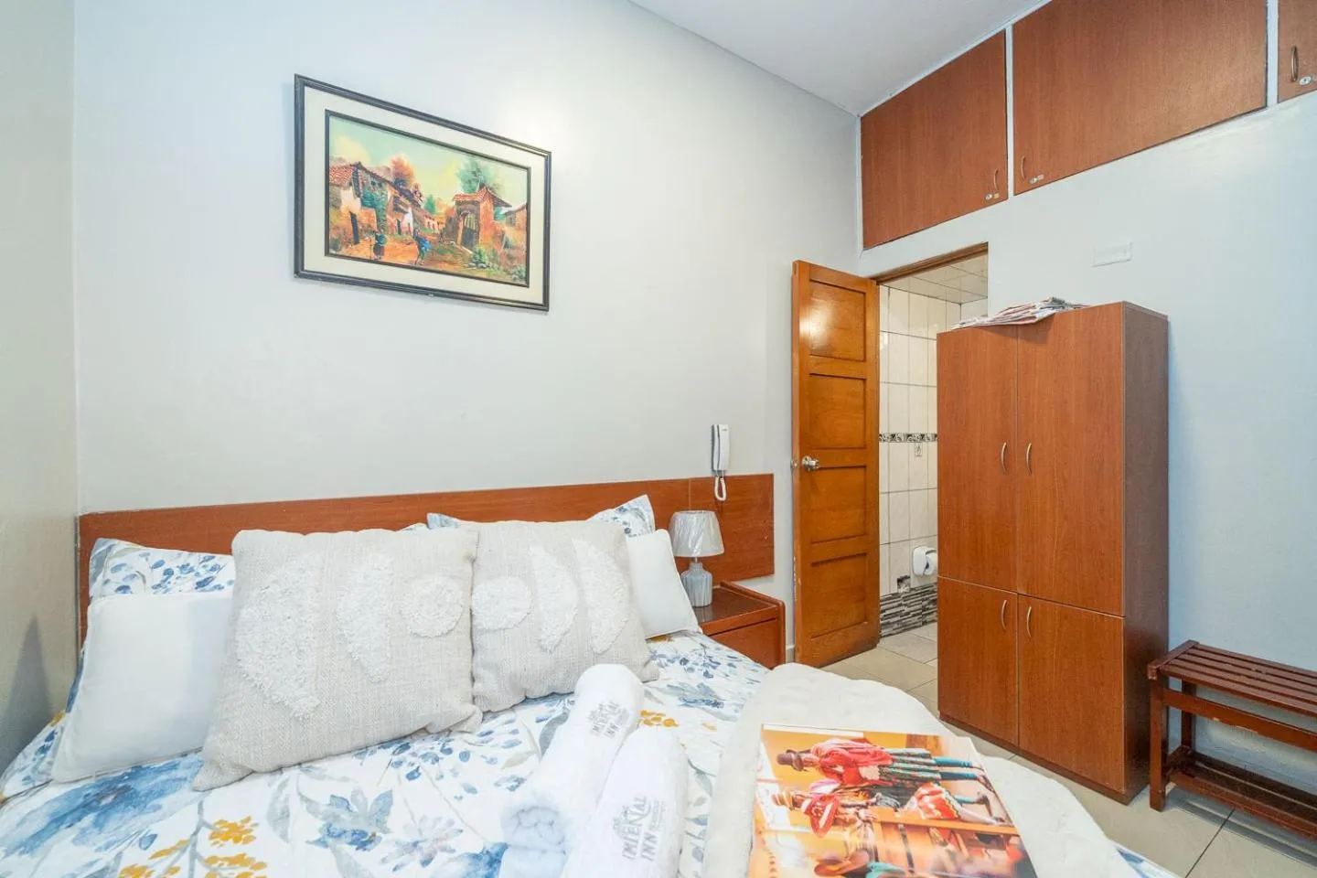 Bed in Imperial Inn Hospedaje Turistico