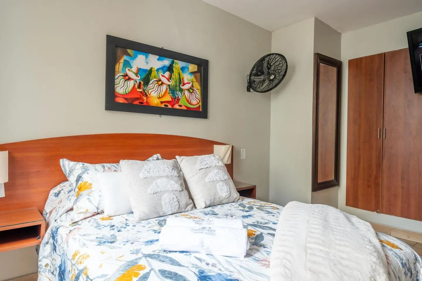 Bed in Imperial Inn Hospedaje Turistico