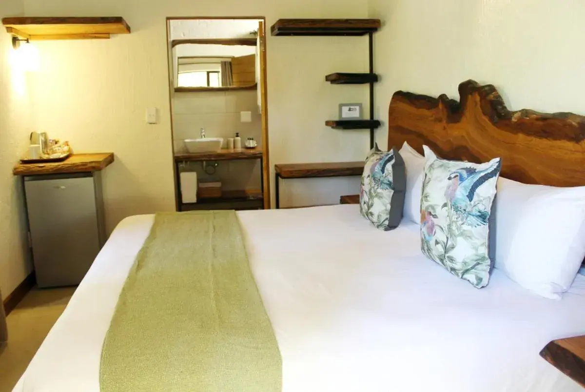Bed in La Kruger Lifestyle Lodge - No Loadshedding Bed in La Kruger Lifestyle Lodge - No Loadshedding