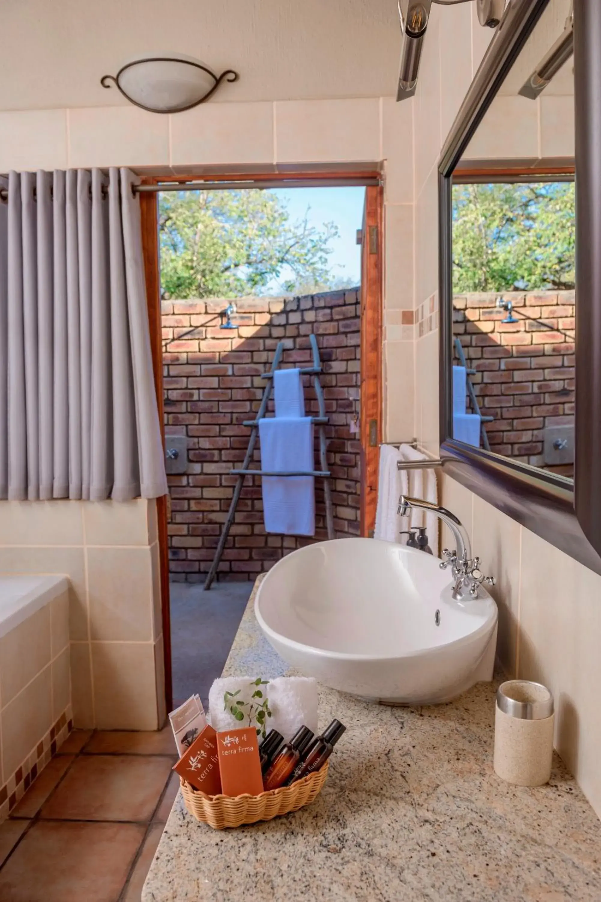 La Kruger Lifestyle Lodge - No Loadshedding La Kruger Lifestyle Lodge - No Loadshedding