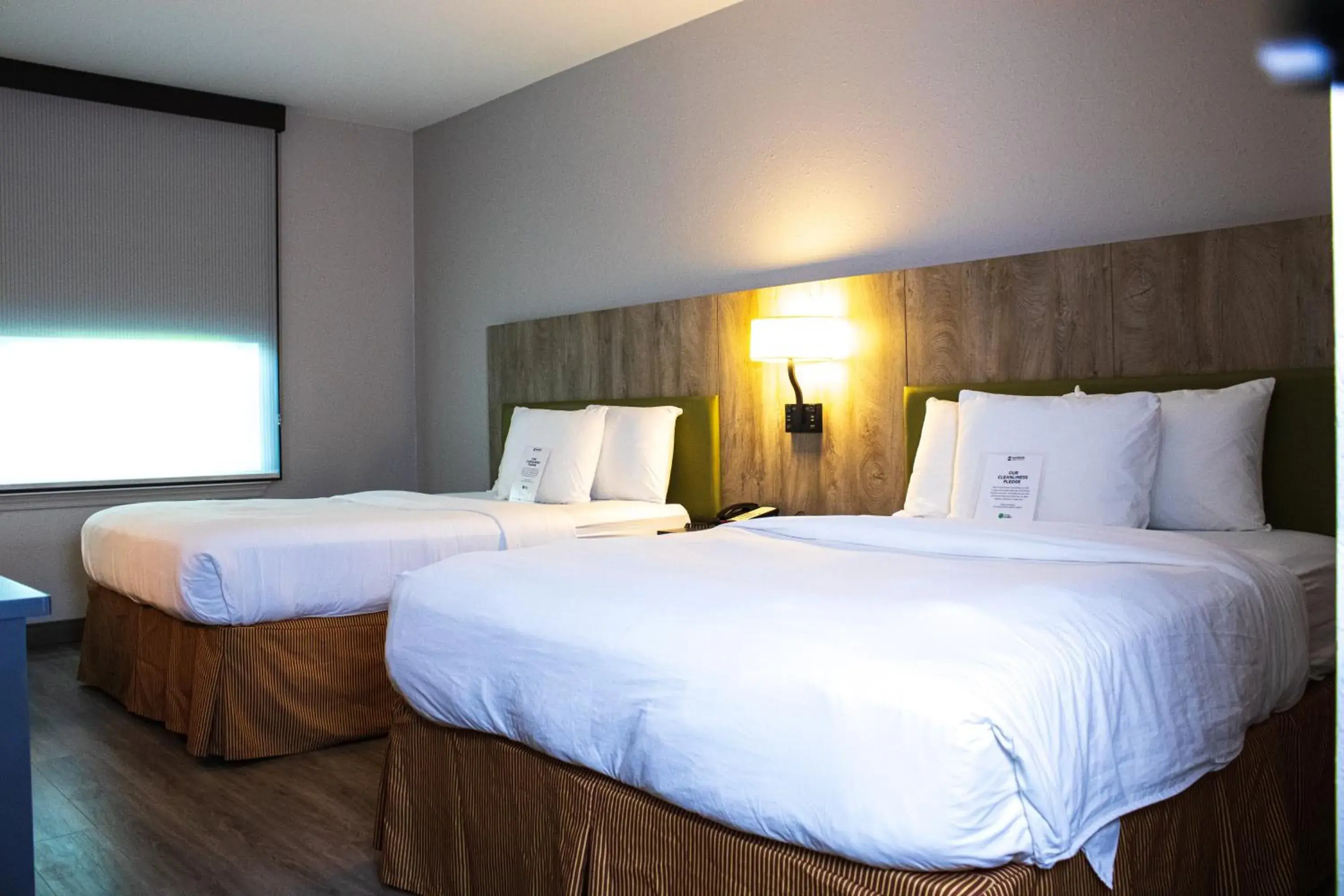 Bed in Country Inn & Suites by Radisson, Carlisle, PA Bed in Country Inn & Suites by Radisson, Carlisle, PA