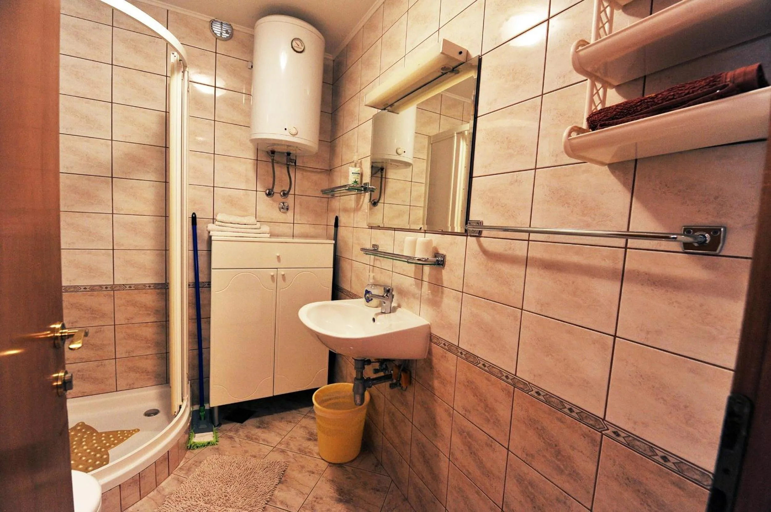 Kitchen or kitchenette in Villa Katarina