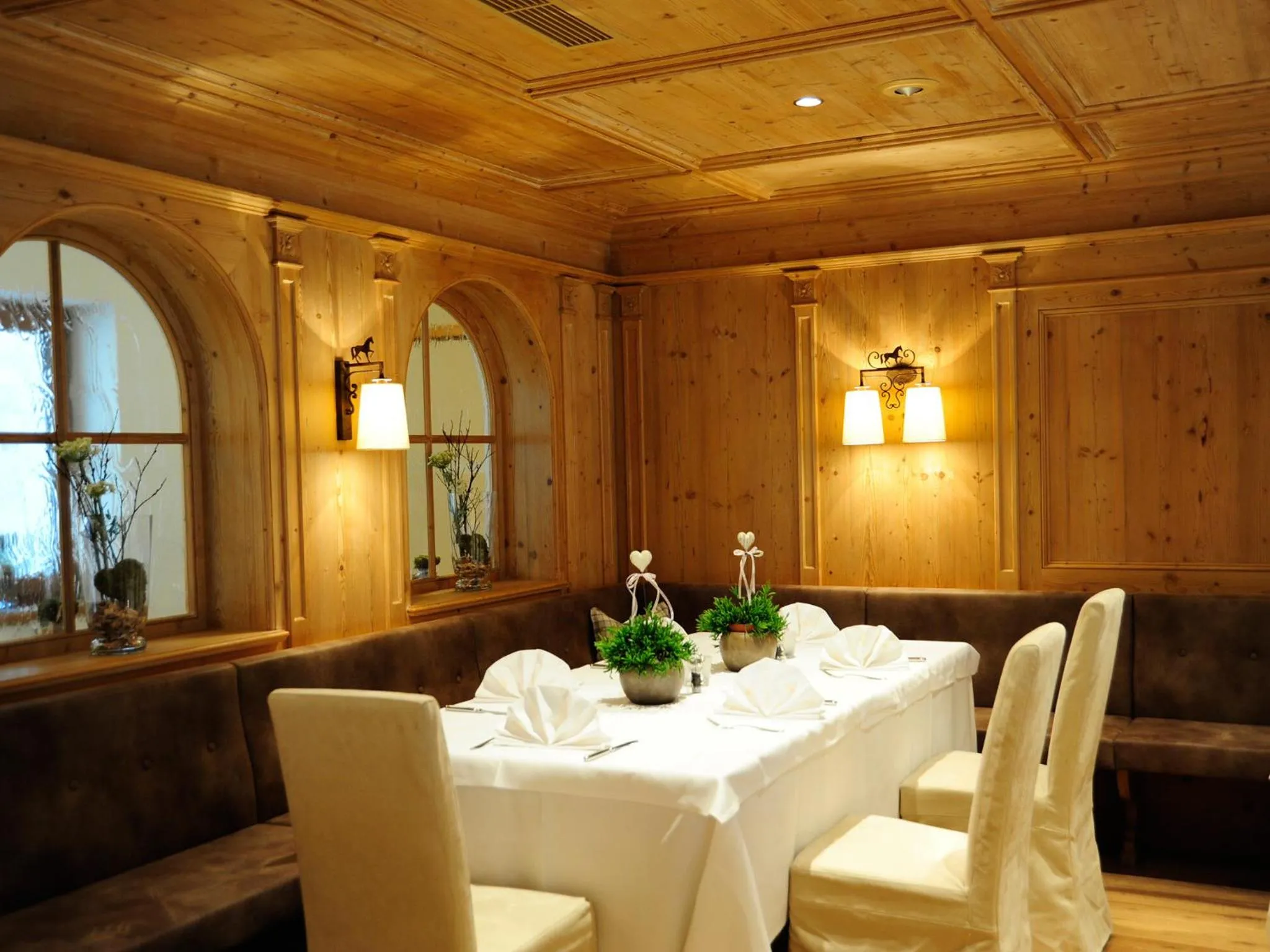 Restaurant/places to eat in Hotel Sulfner