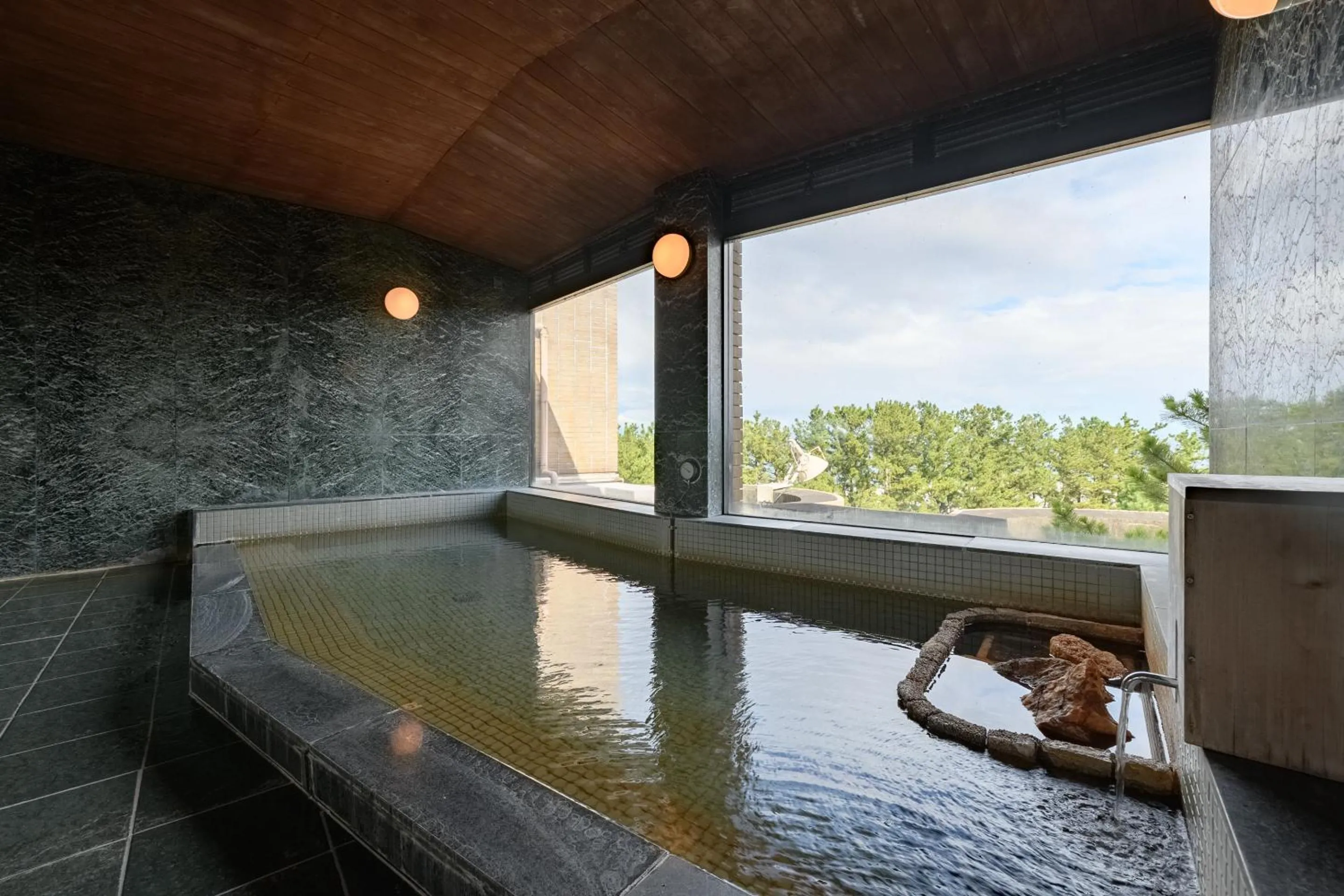 Hot Spring Bath in Hotel Tetora Resort Shizuoka Yaizu
