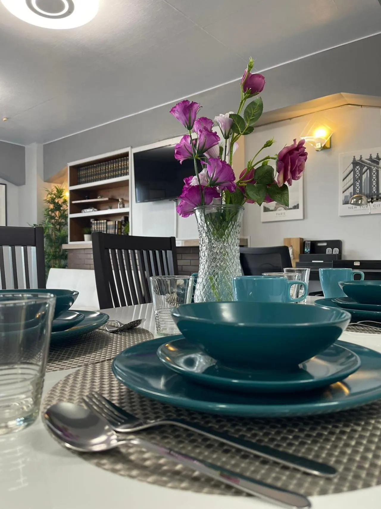 Dining area in Sea View Court Kobe