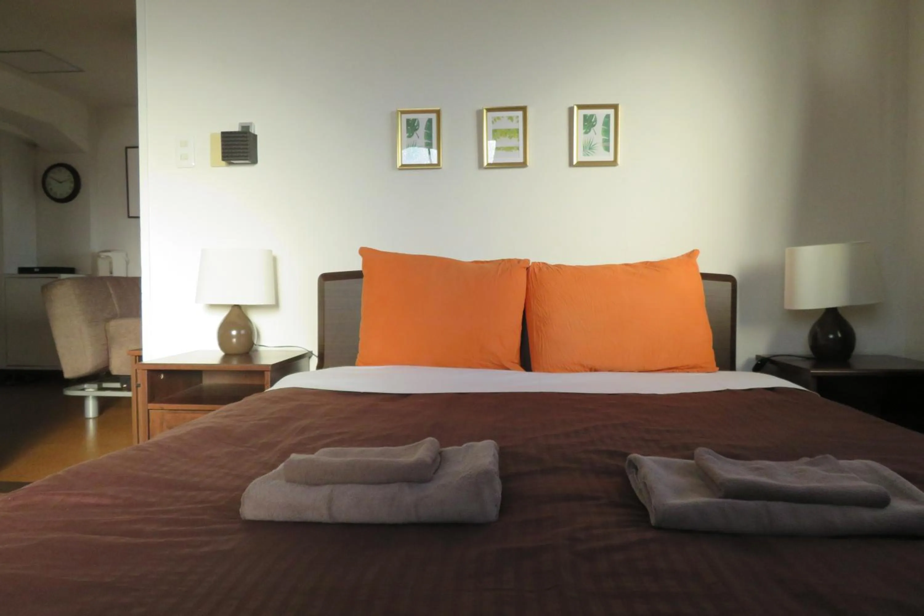 Bedroom, Bed in Sea View Court Kobe