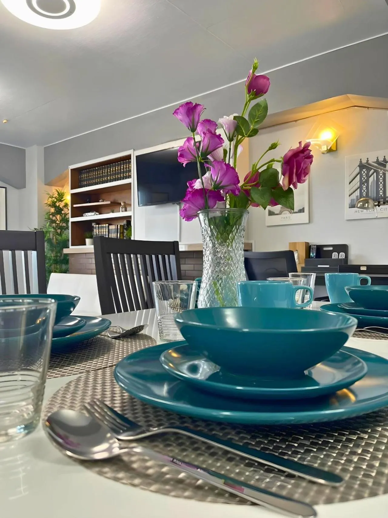 Dining area in Sea View Court Kobe