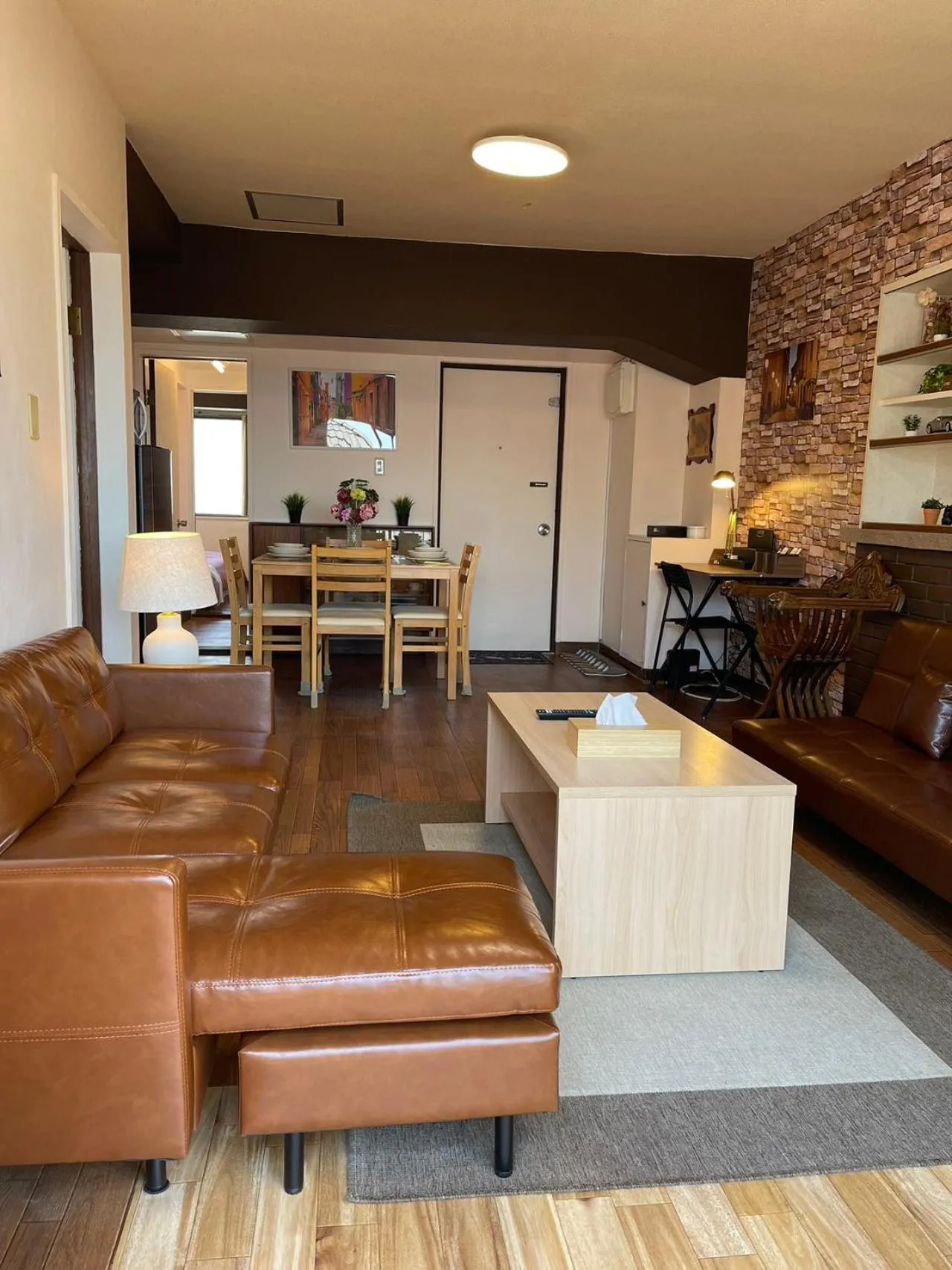 Living room in Sea View Court Kobe