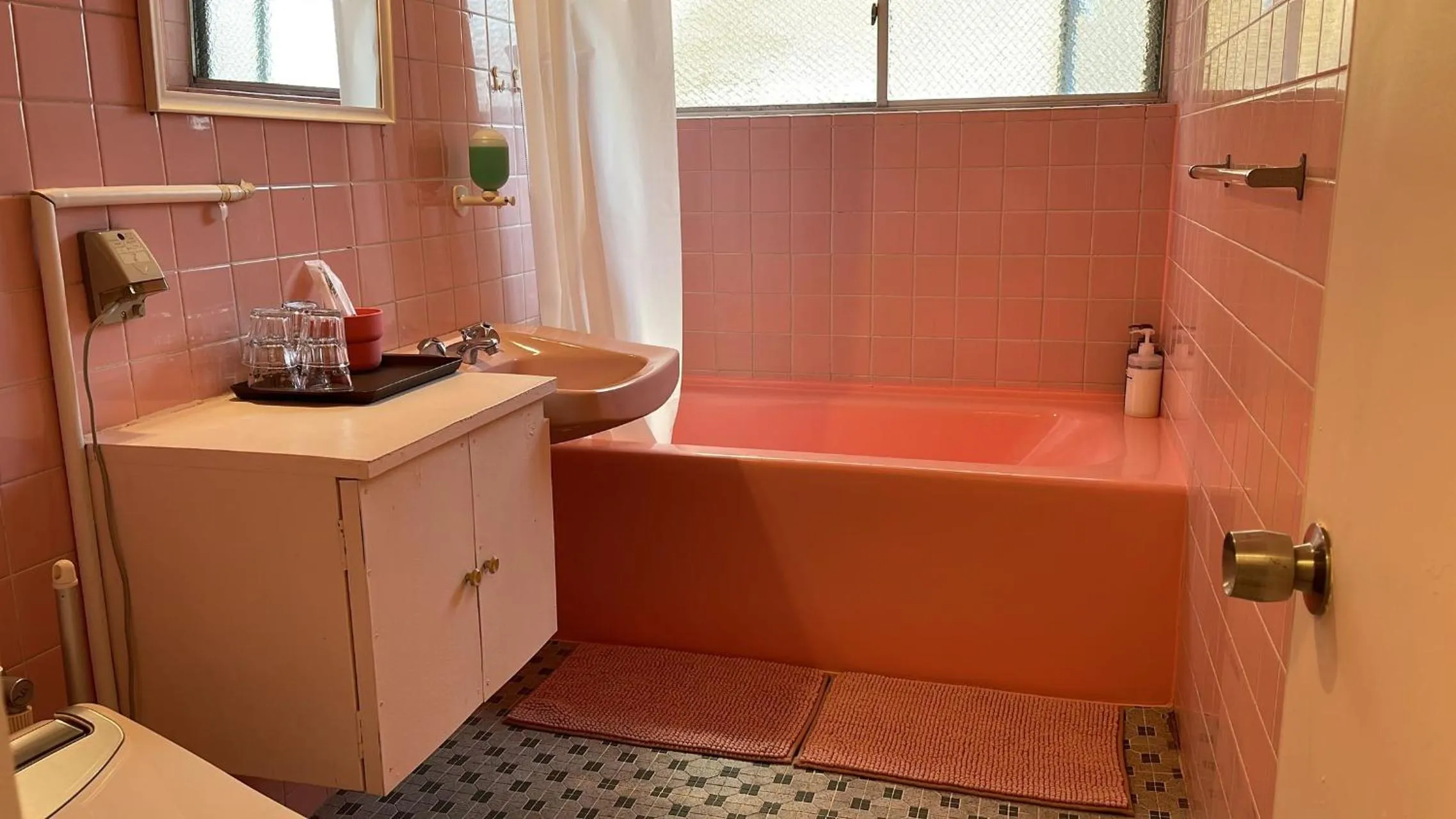 Bathroom in Sea View Court Kobe