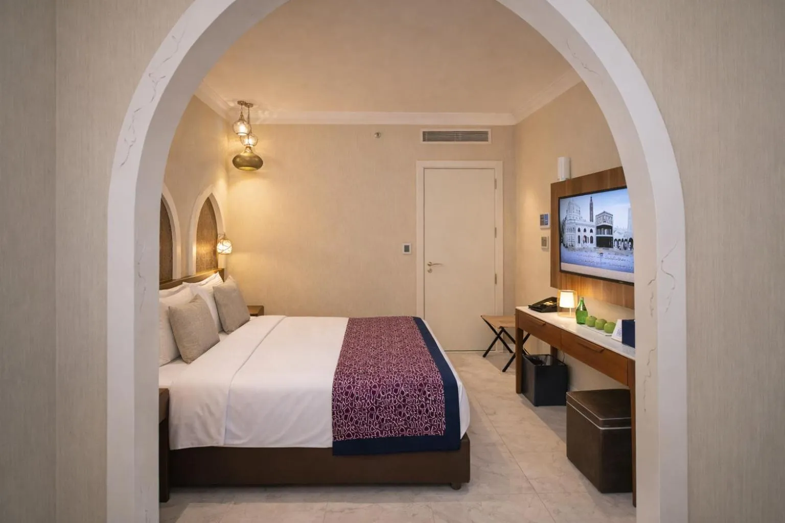 Bed in Tilal Jabal Al Kabah