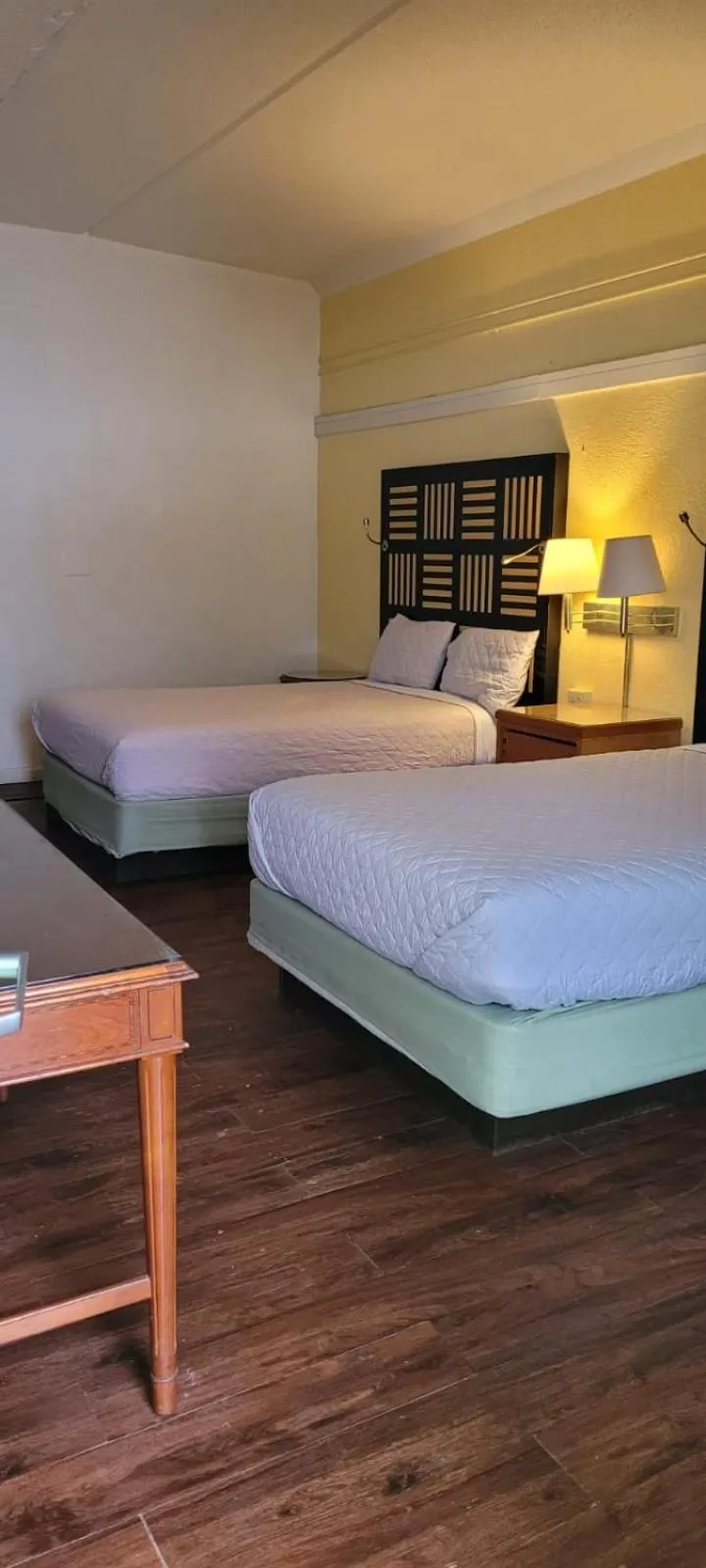 Bedroom, Bed in Hotel M Morgantown - WVU Area