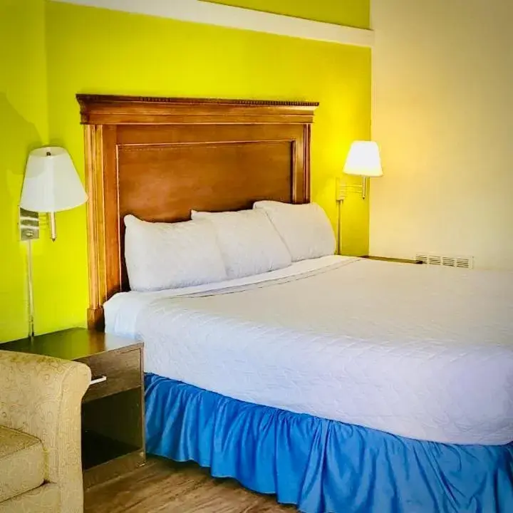 Bedroom, Bed in Hotel M Morgantown - WVU Area Bedroom, Bed in Hotel M Morgantown - WVU Area