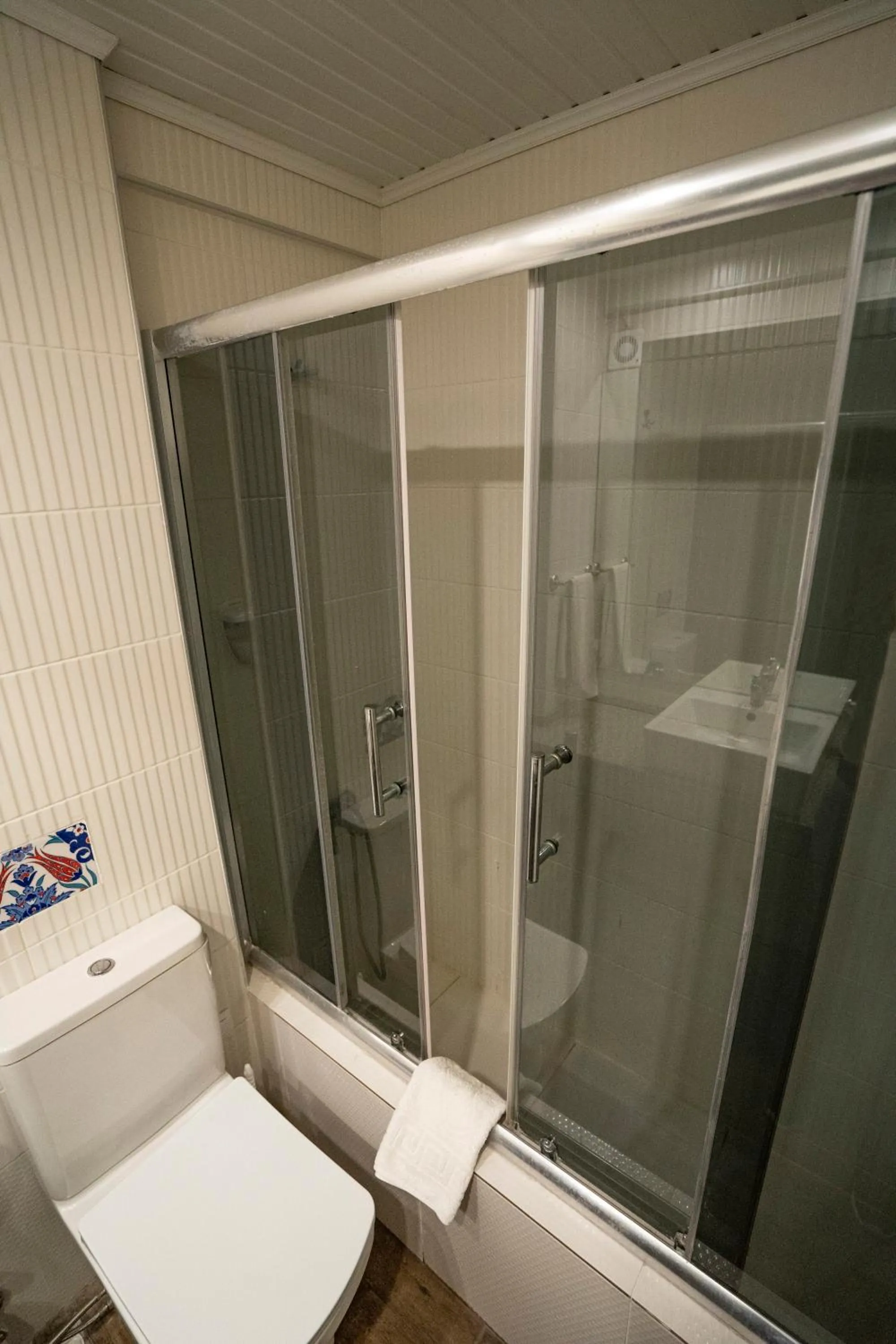 Bathroom in Ayapam Hotel