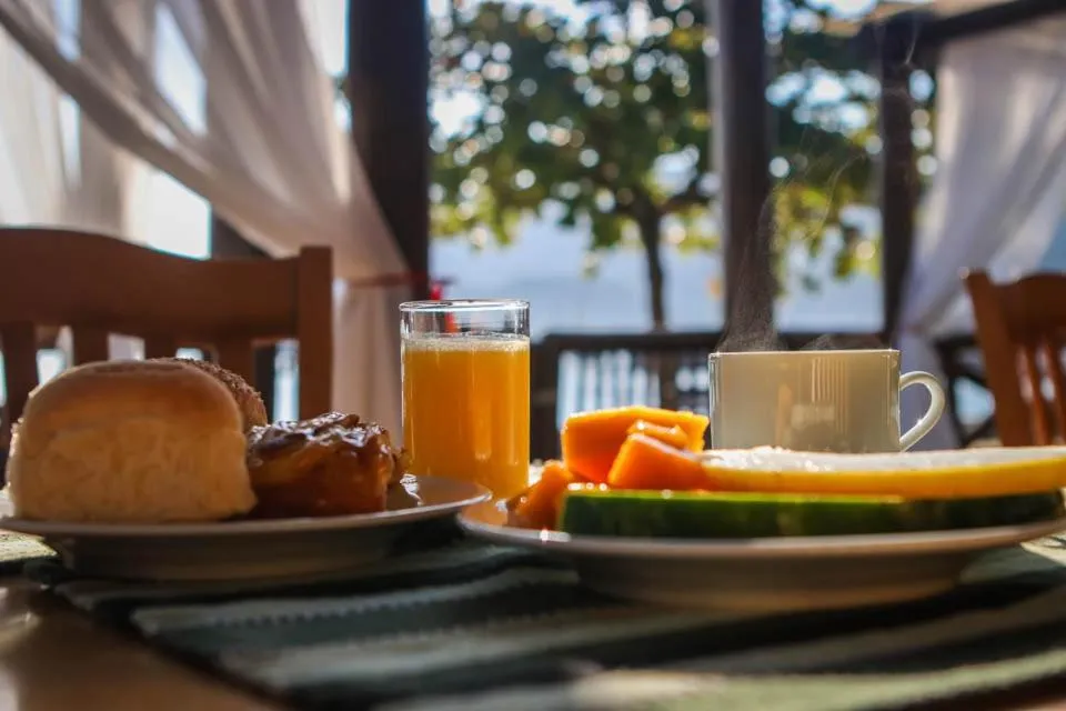 Food and drinks in Pousada Recreio Da Praia