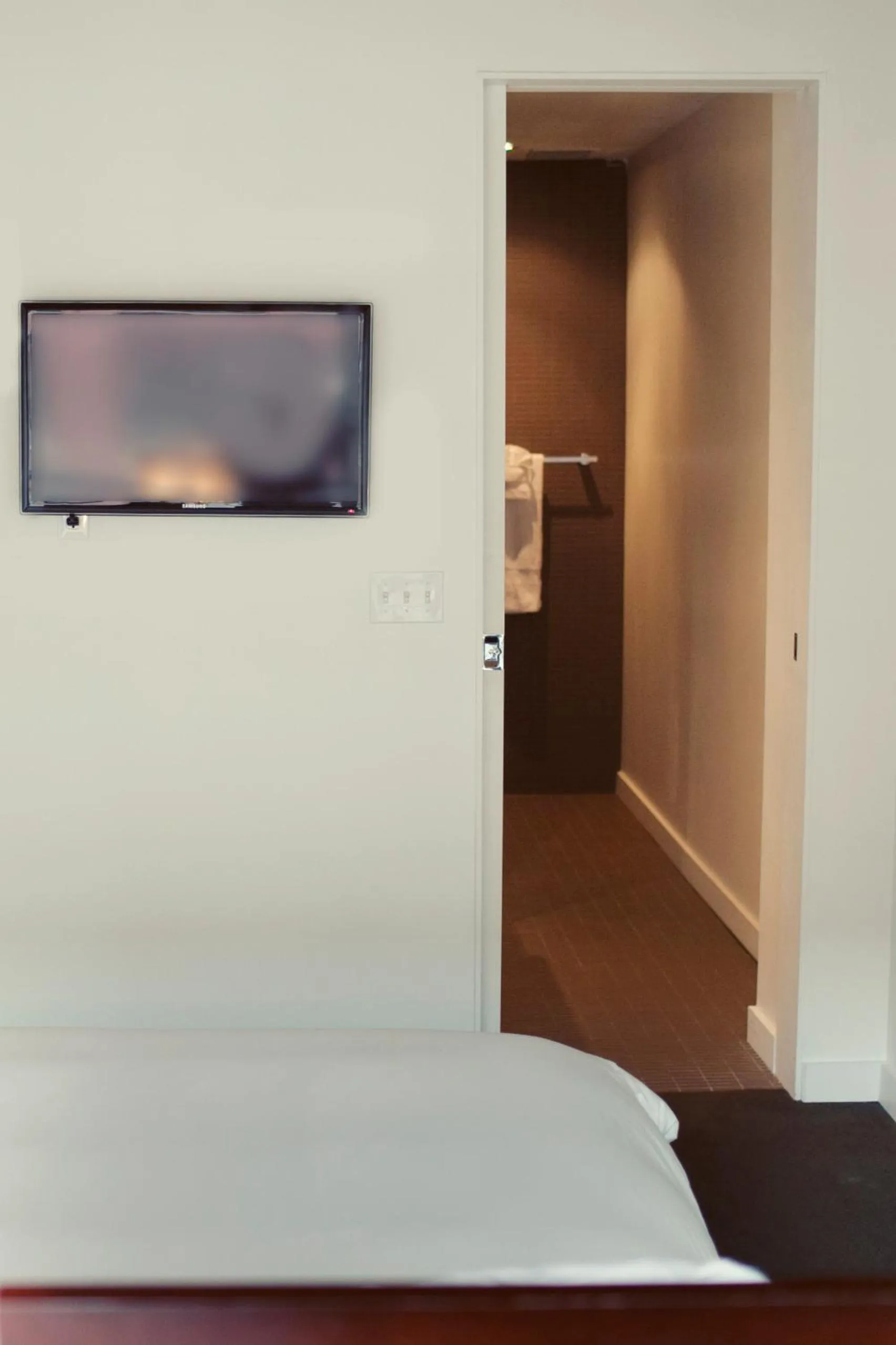 TV and multimedia, Bed in Hotel Ocho