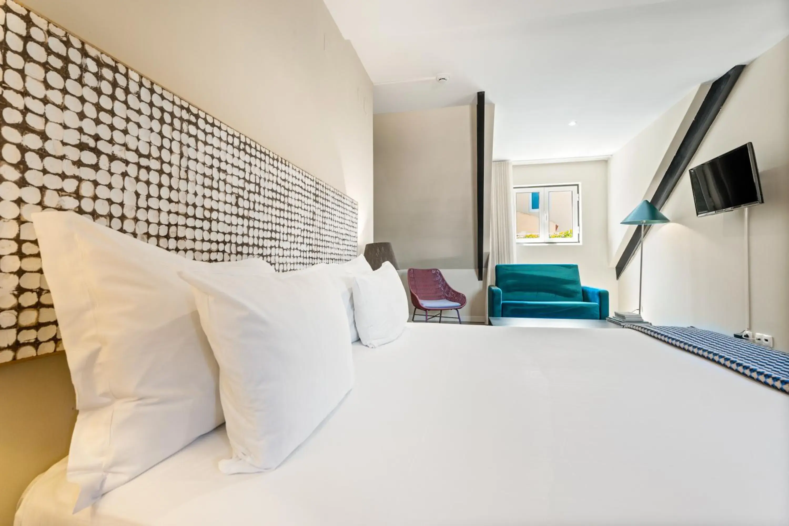 TV and multimedia, Bed in Casa do Patio by Shiadu TV and multimedia, Bed in Casa do Patio by Shiadu