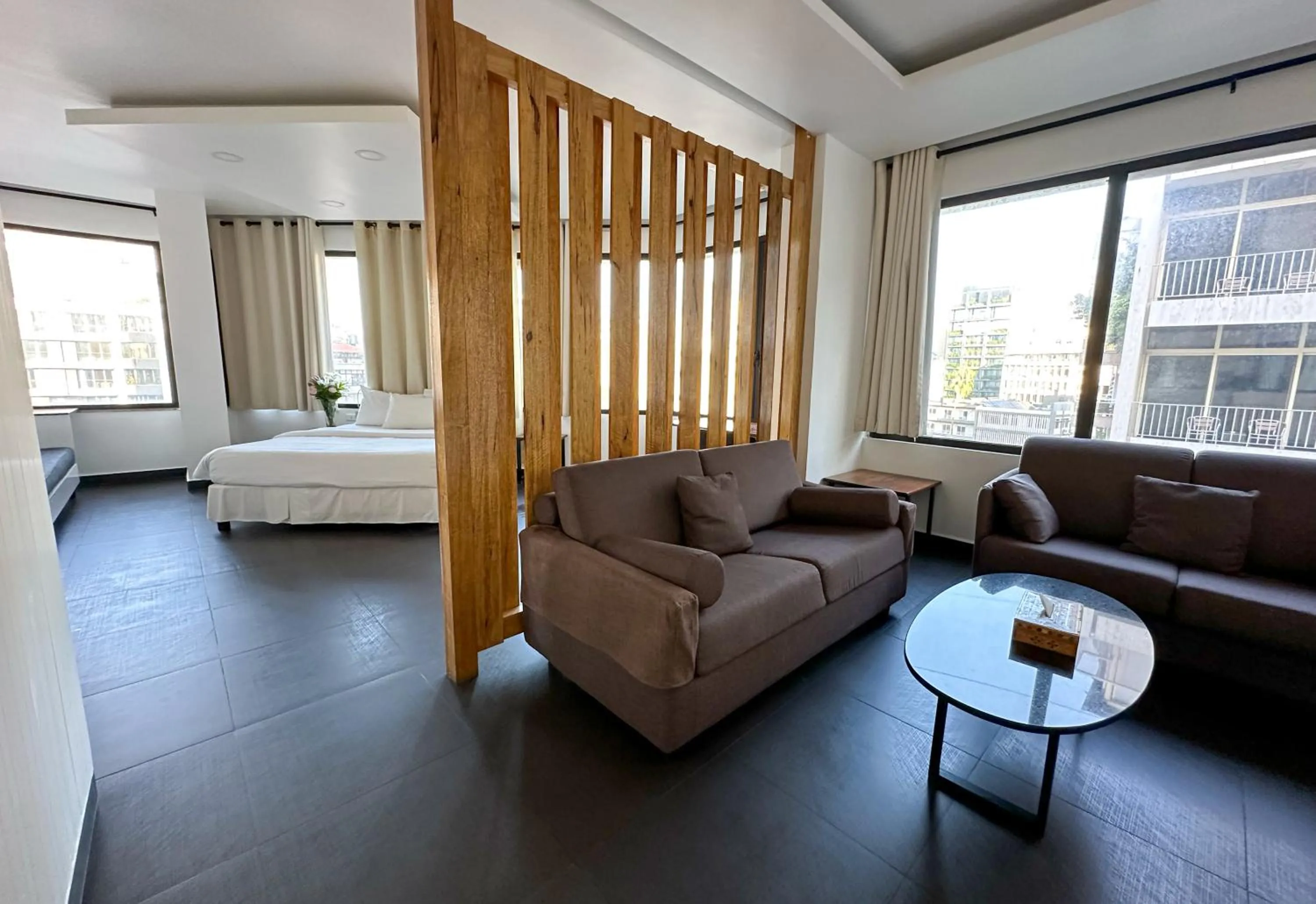 Bedroom, Bed in Hamra Urban Gardens